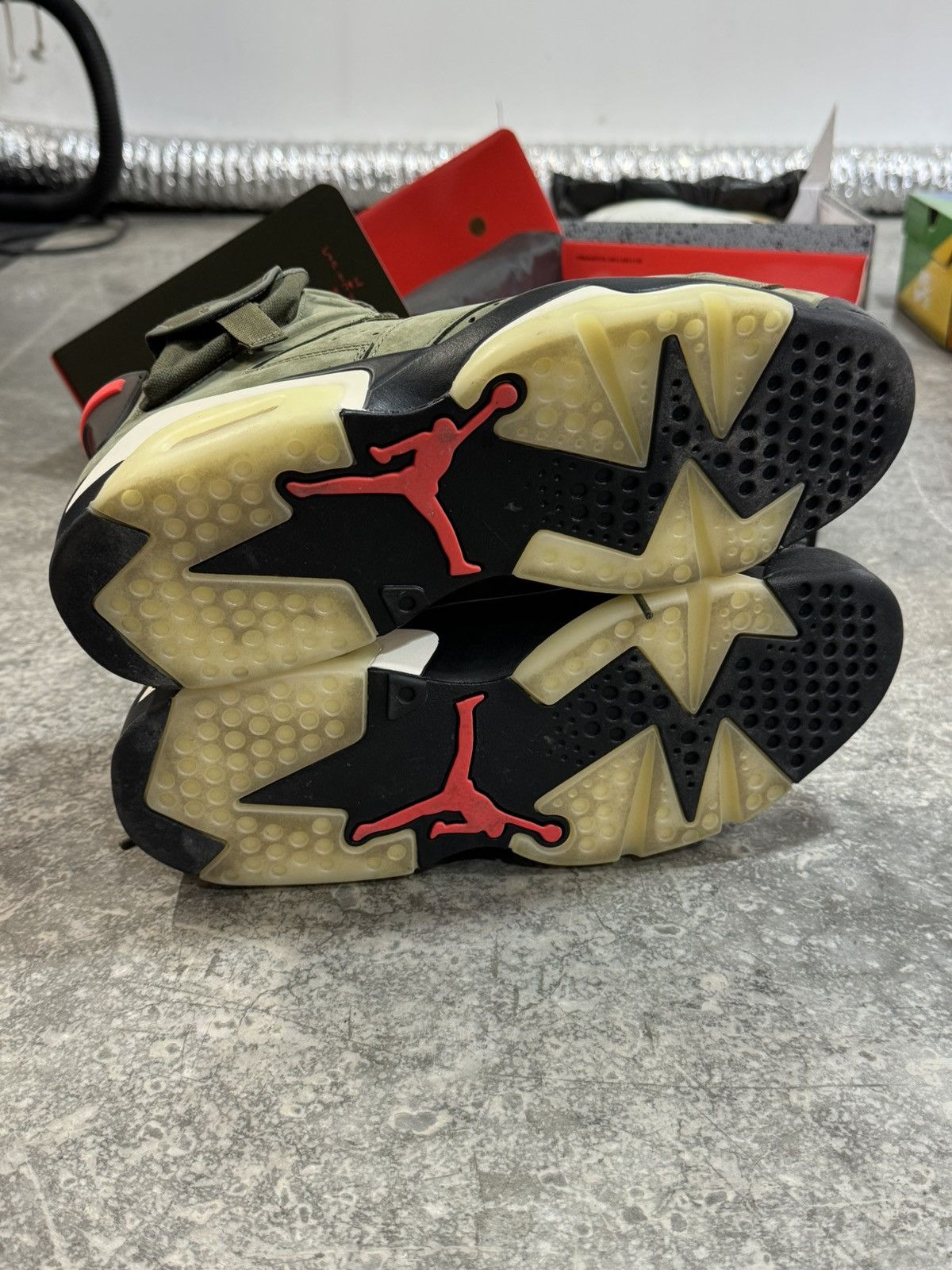 Jordan Brand Travis Scott Jordan 6 Size US 10.5 / EU 43-44 - 6 Thumbnail