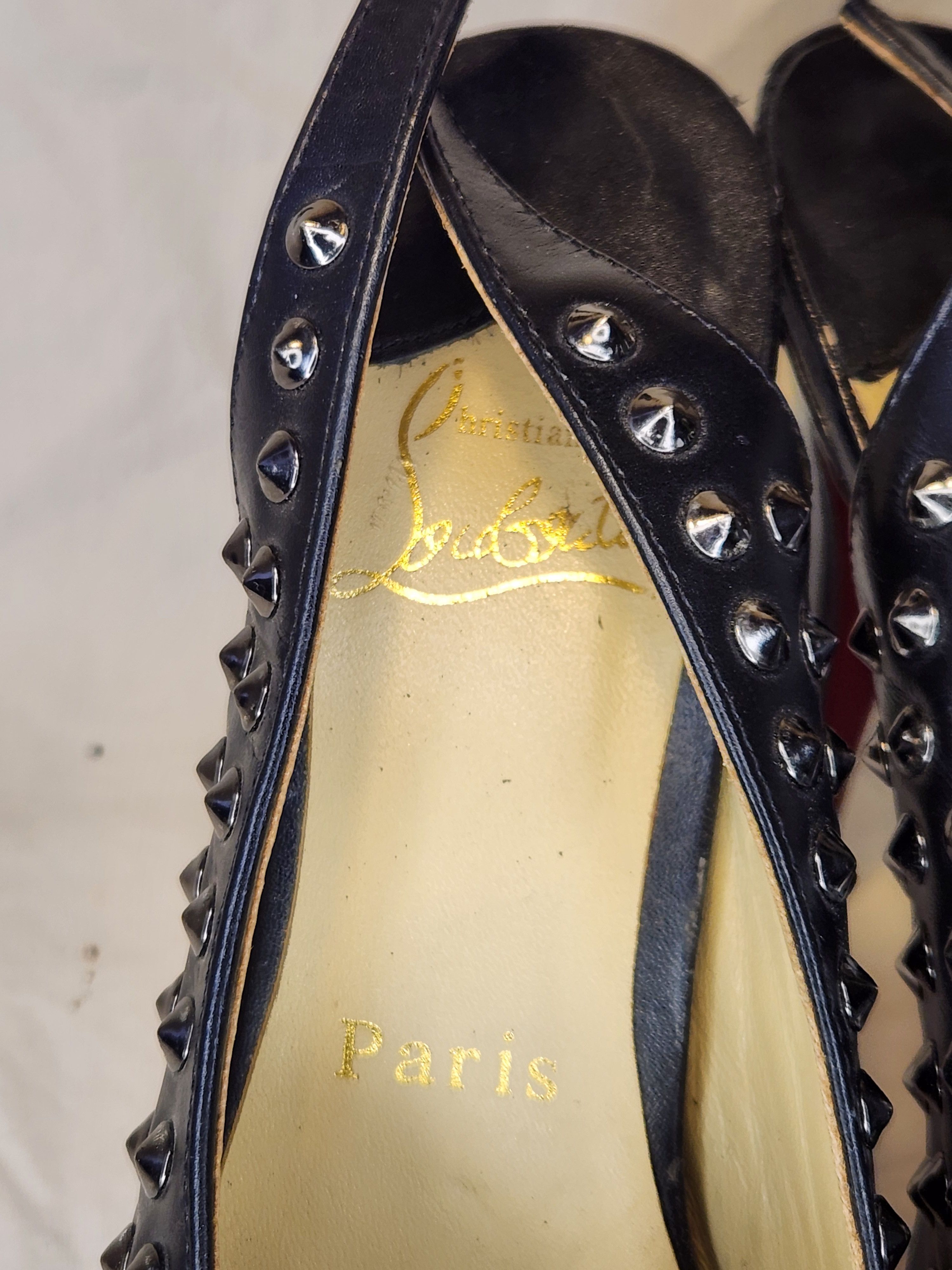 Christian Louboutin STUDDED Size US 10 / IT 40 - 10 Thumbnail