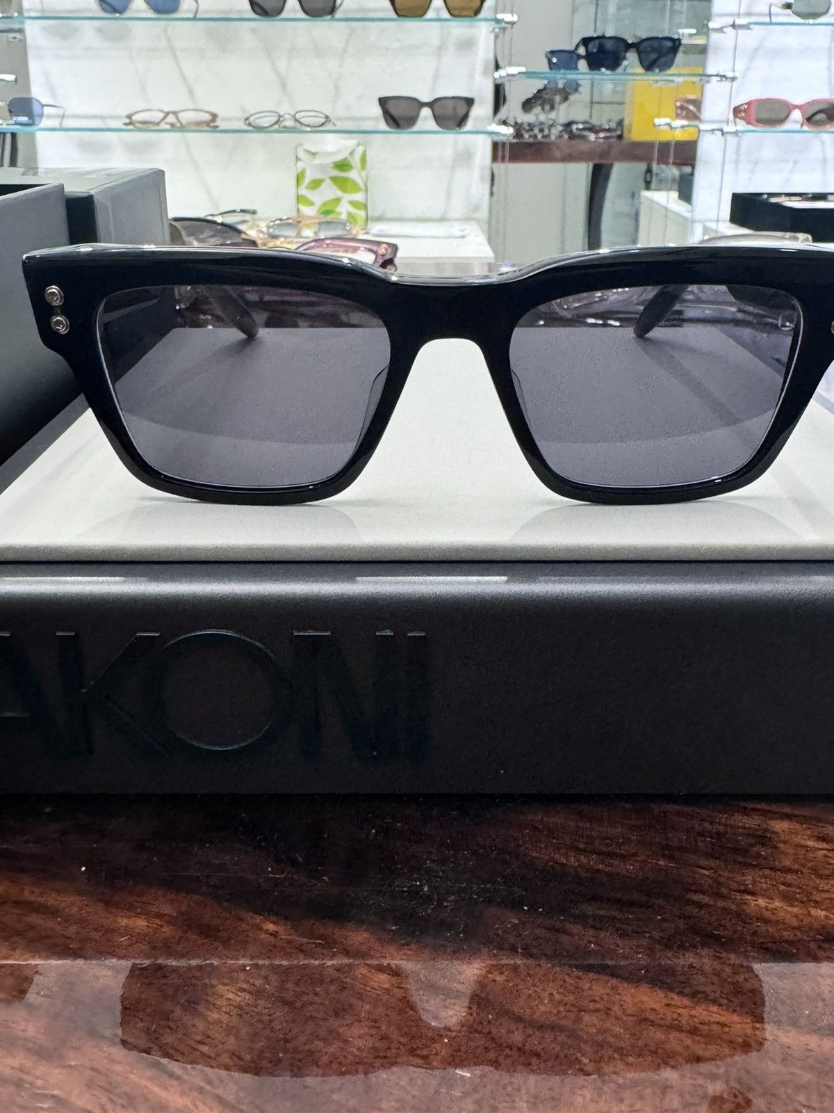 Akoni Akoni Columba Sunglasses Size ONE SIZE - 1 Thumbnail