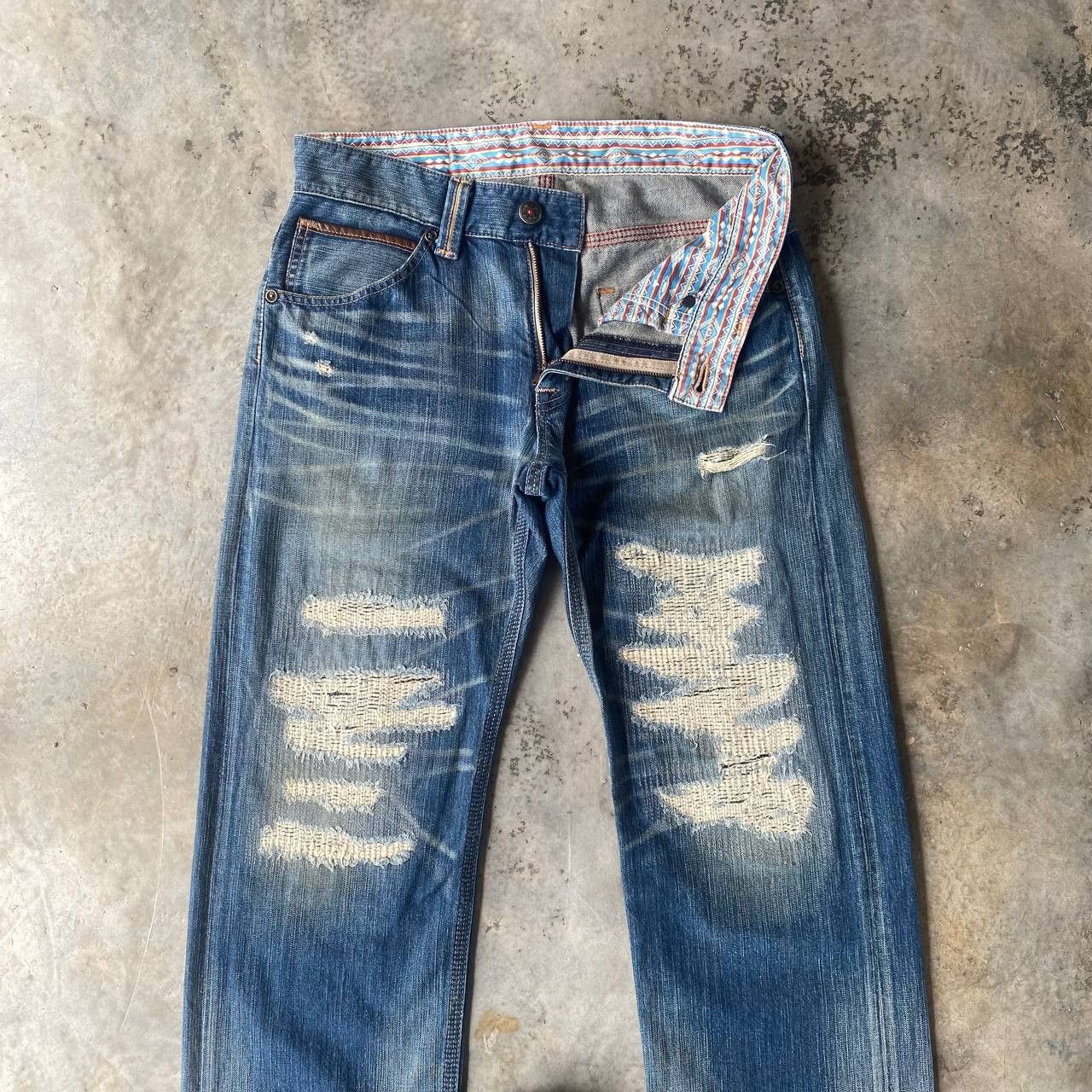 Edwin DISTRESSED CLAWMARKS EDWIN EXCLUSIVE VINTAGE DENIM Size US 33 - 9 Thumbnail