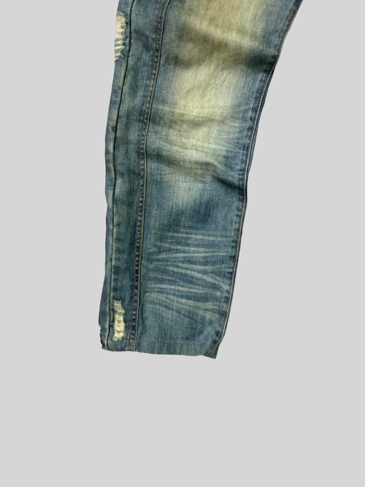 If Six Was Nine Balenciaga Style AVH JEANS Studs Distressed Denim Jeans Size US 32 / EU 48 - 10 Thumbnail