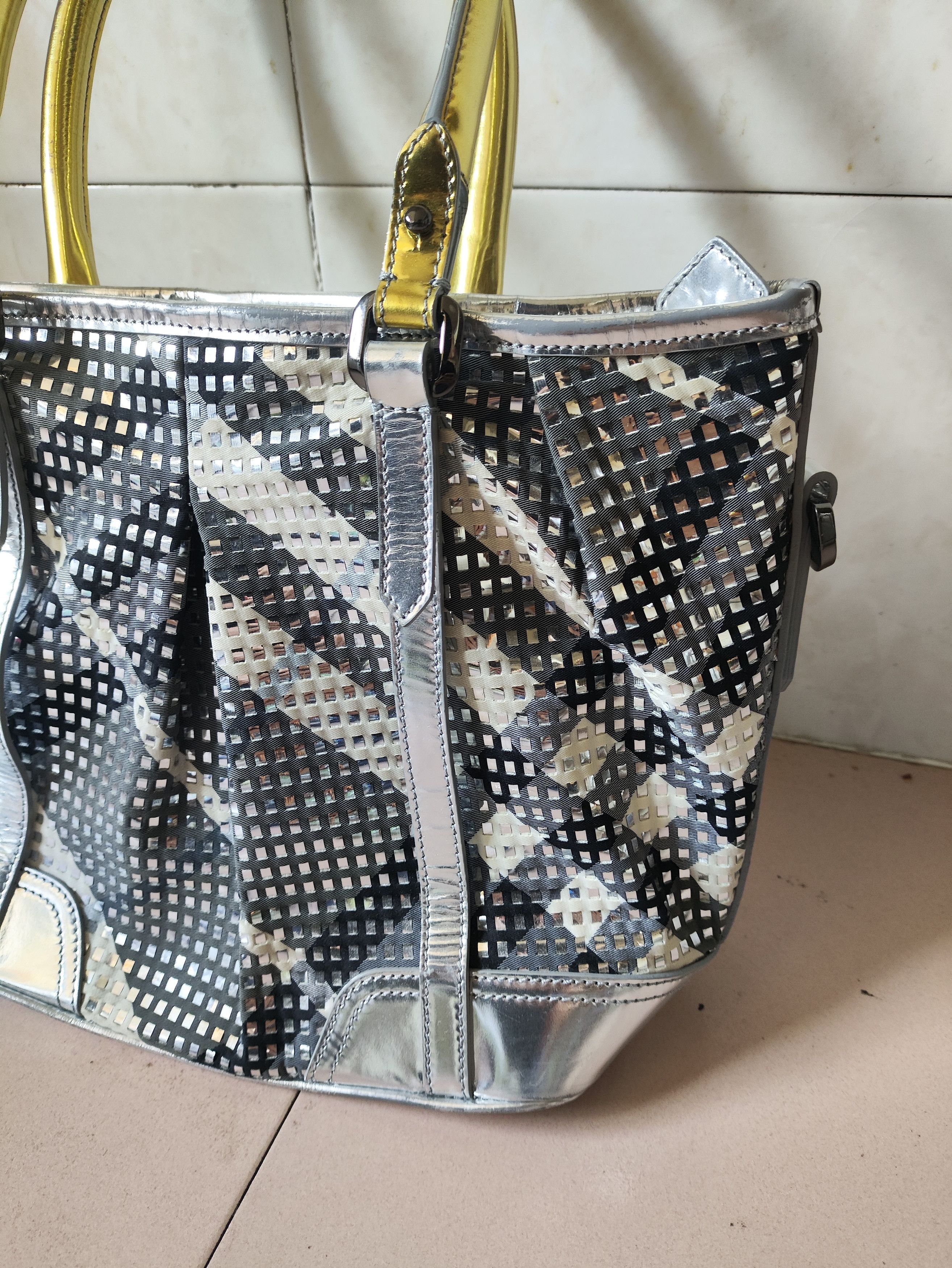 Burberry Archive Metal sheet silver handbag Size ONE SIZE - 3 Thumbnail