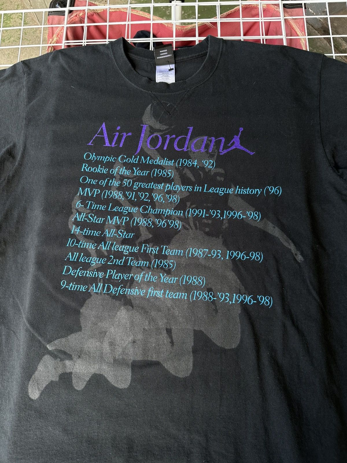 Jordan Brand × Nike × Vintage Vintage Air Jordan 1998s Tee Size US L / EU 52-54 / 3 - 2 Thumbnail
