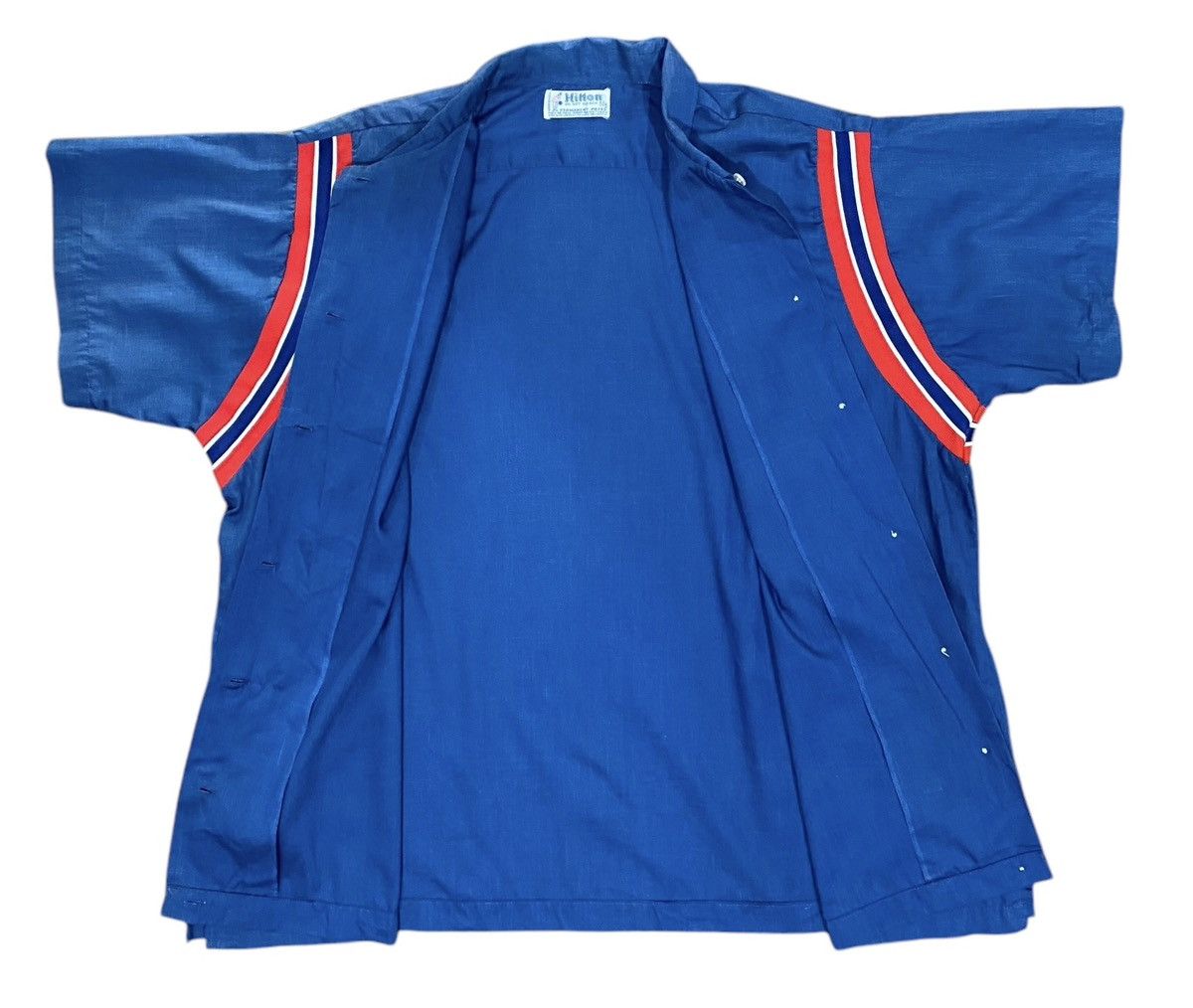 Vintage Vintage HILTON Bowling Shirt Made In Usa Size US XL / EU 56 / 4 - 6 Thumbnail