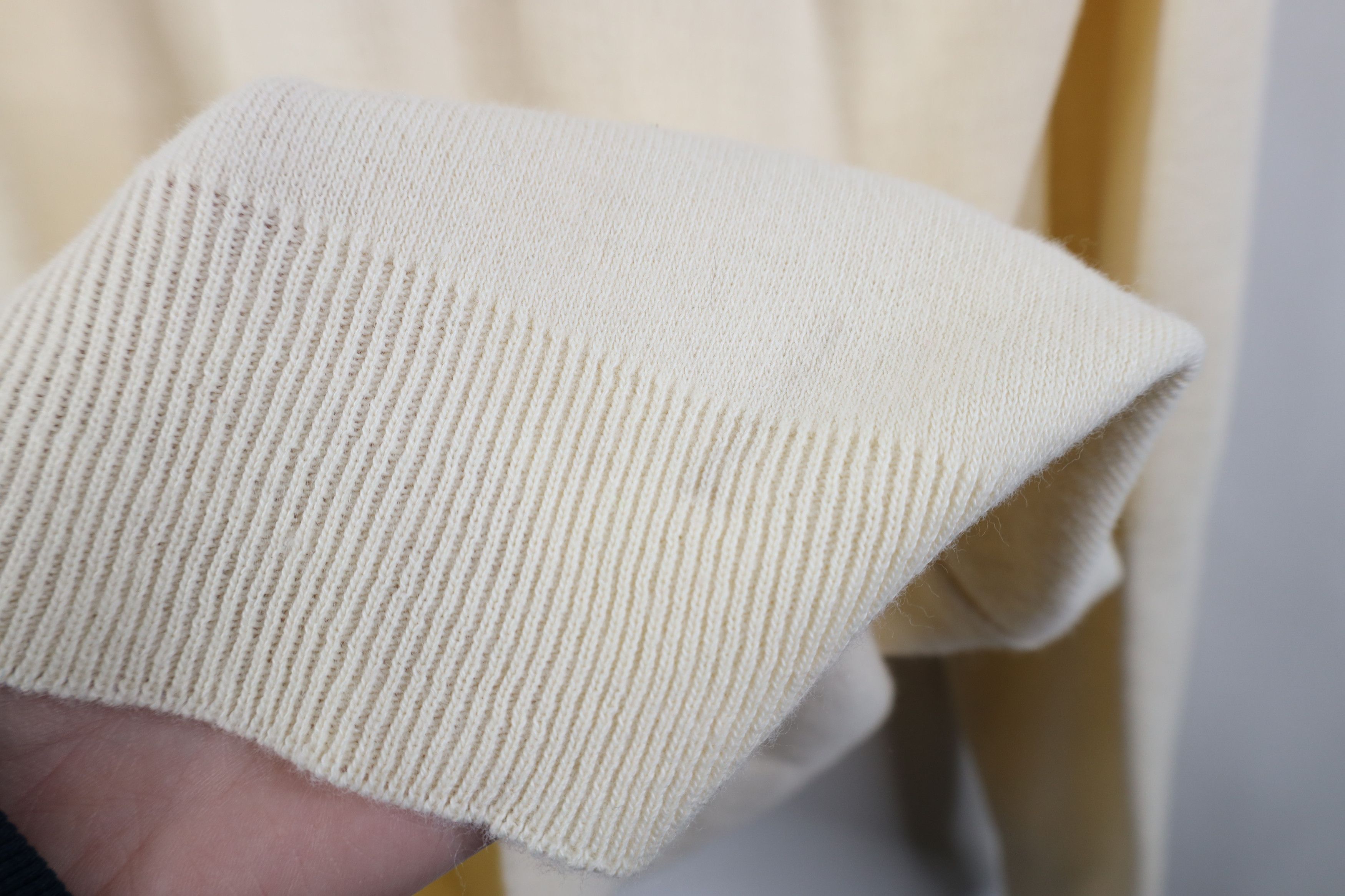 Vintage Vintage 70s Streetwear V-Neck Sweater Cream Acrylic USA Size US XXL / EU 58 / 5 - 5 Thumbnail
