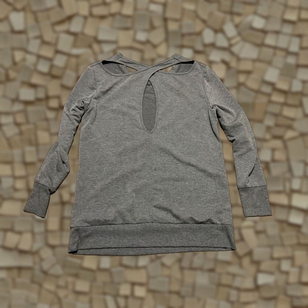Vintage Adrienne Vittadini Shirt Women Medium Gray Long Sleeve Sport Casual T-Shirt Pullover Regular Size M Womens Size M / US 6-8 / IT 42-44 - 1 Thumbnail