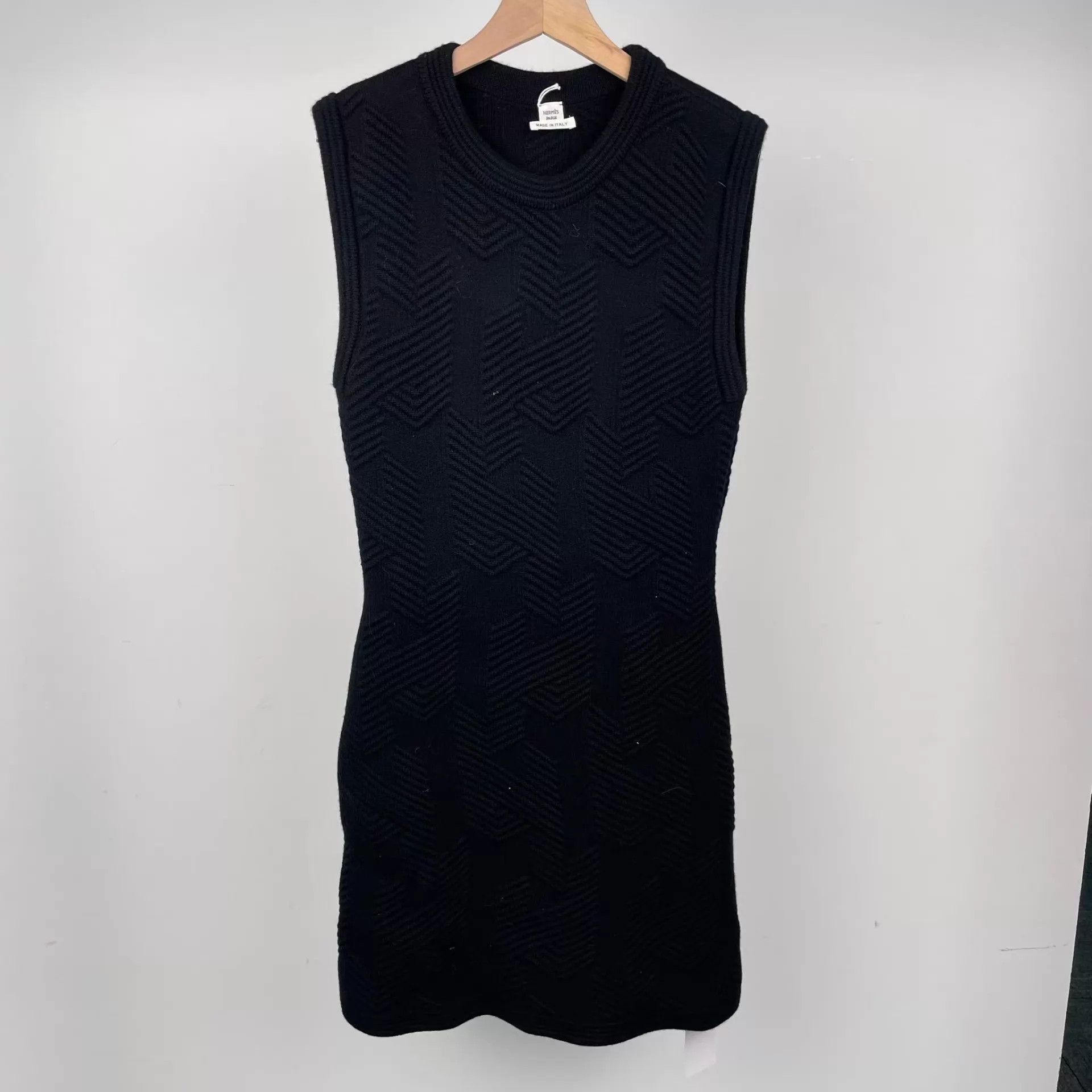 Hermes Hermès Women's Black Twill Wool Vest Dress 38 Size S / US 4 / IT 40 - 1 Thumbnail