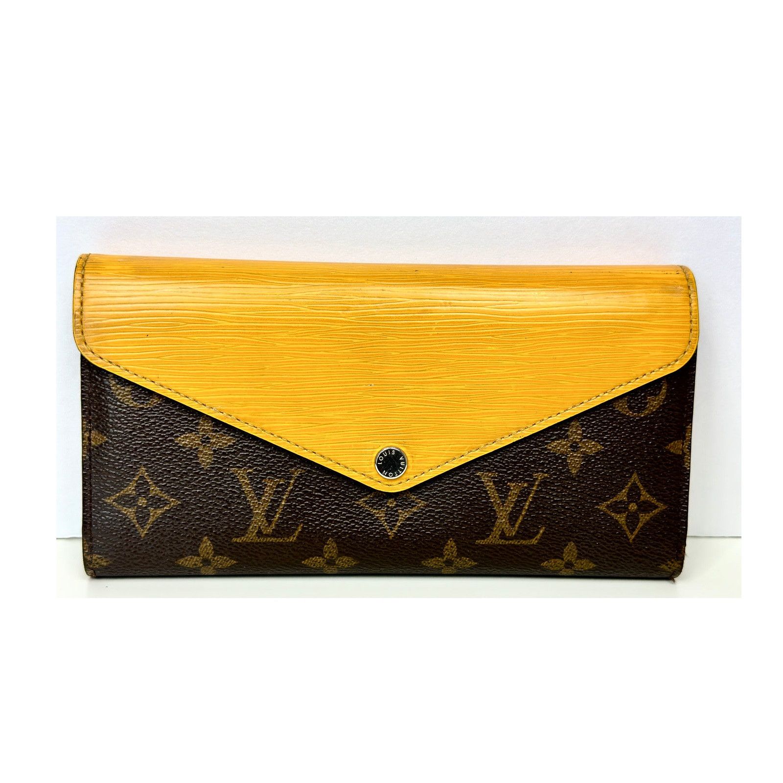 image of Louis Vuitton Marie-Lou Sarah Wallet Mimosa Brown, Women's