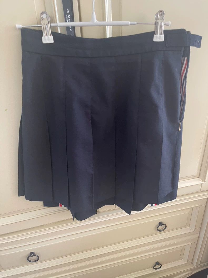 Thom Browne Thom Browne High waist pleated mini skirt Size 27" / US 4 / IT 40 - 1 Thumbnail