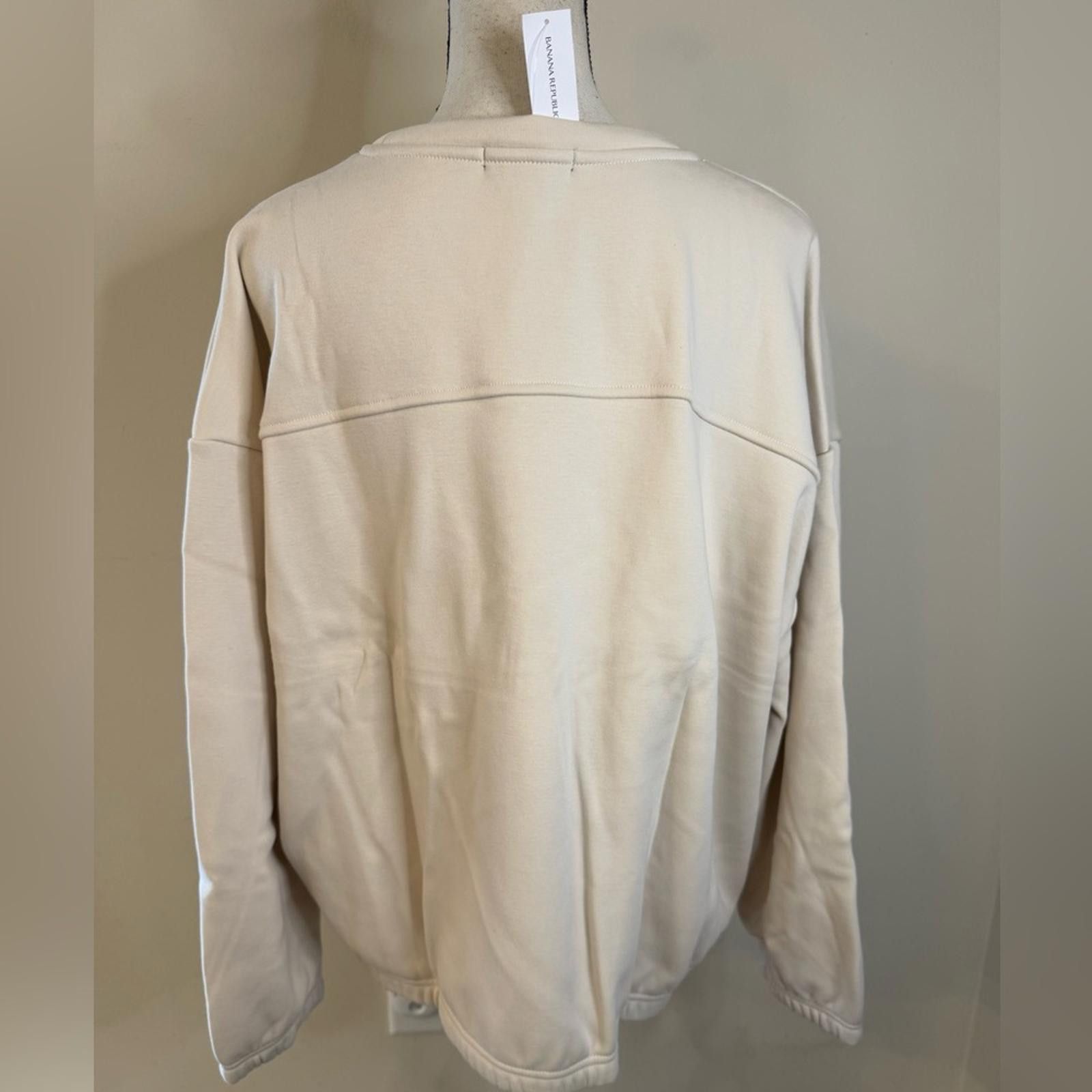 Banana Republic Banana Republic Cream fleece sweatshirt SZ XXL. Size XXL / US 16-18 / IT 52-54 - 3 Thumbnail