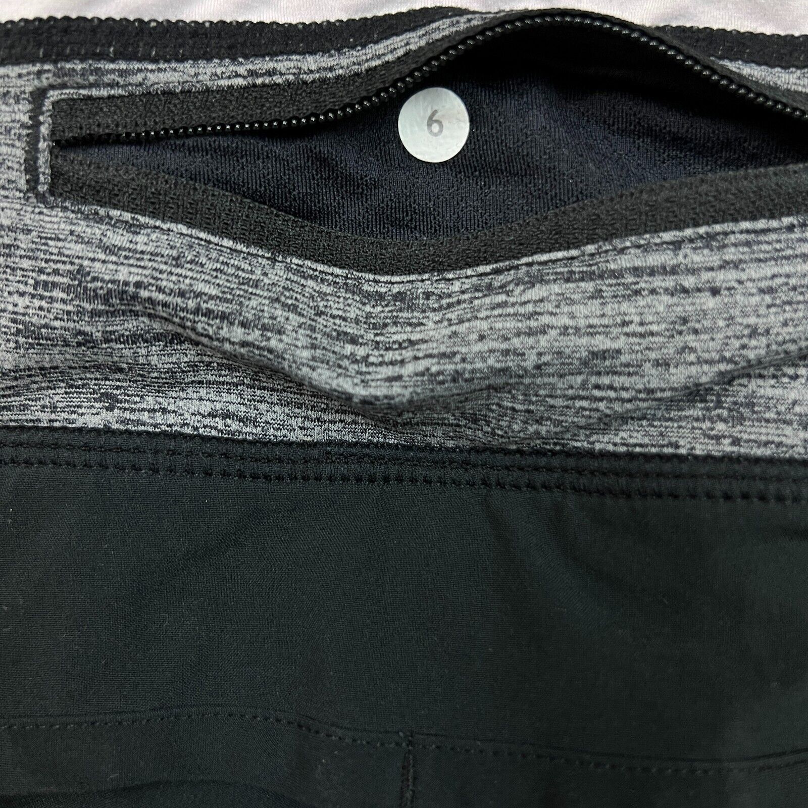 Lululemon Lululemon Groovy Run Shorts sz 6 Athletic Yoga Running Gym Size 28" / US 6 / IT 42 - 6 Thumbnail