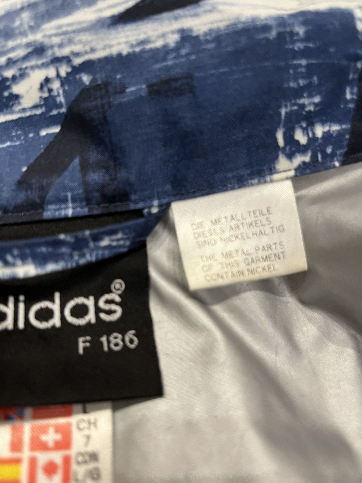 Adidas originals vintage windbreaker