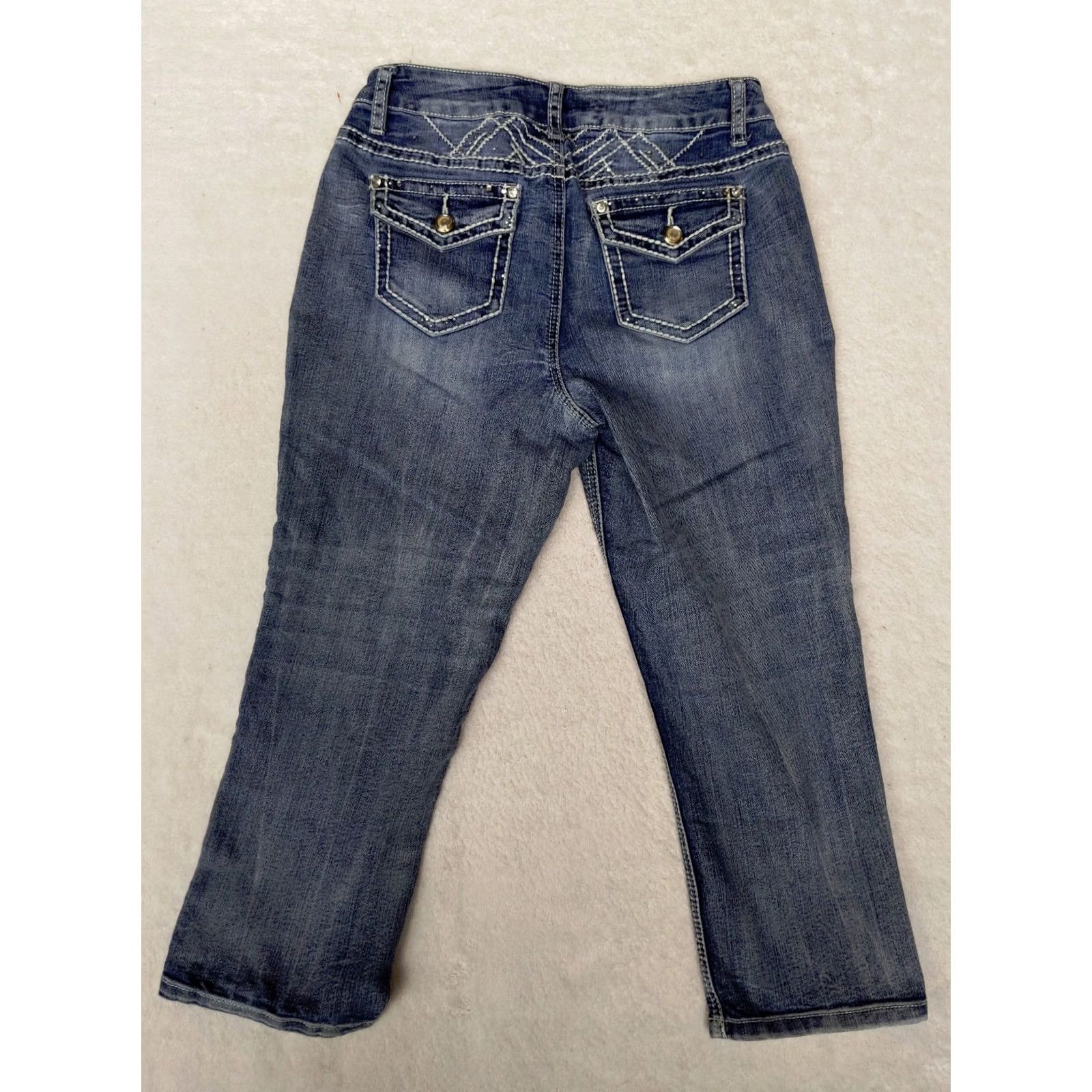 Vintage Cato Premium Contemporary Jeans Capri Crop 6 Blue Thick Stitch Flap Pocket Whiskered Embroidered Back Pocket Womens Jeans Capris Size 28" / US 6 / IT 42 - 6 Thumbnail