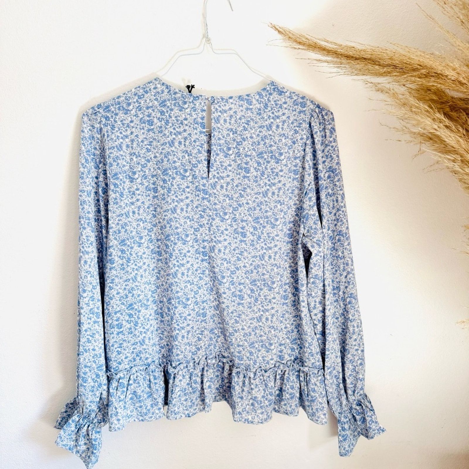 Nordstrom NEW Lavender Blue White Floral Ruffle $88 Blouse Shirt Top Size L / US 10 / IT 46 - 8 Thumbnail