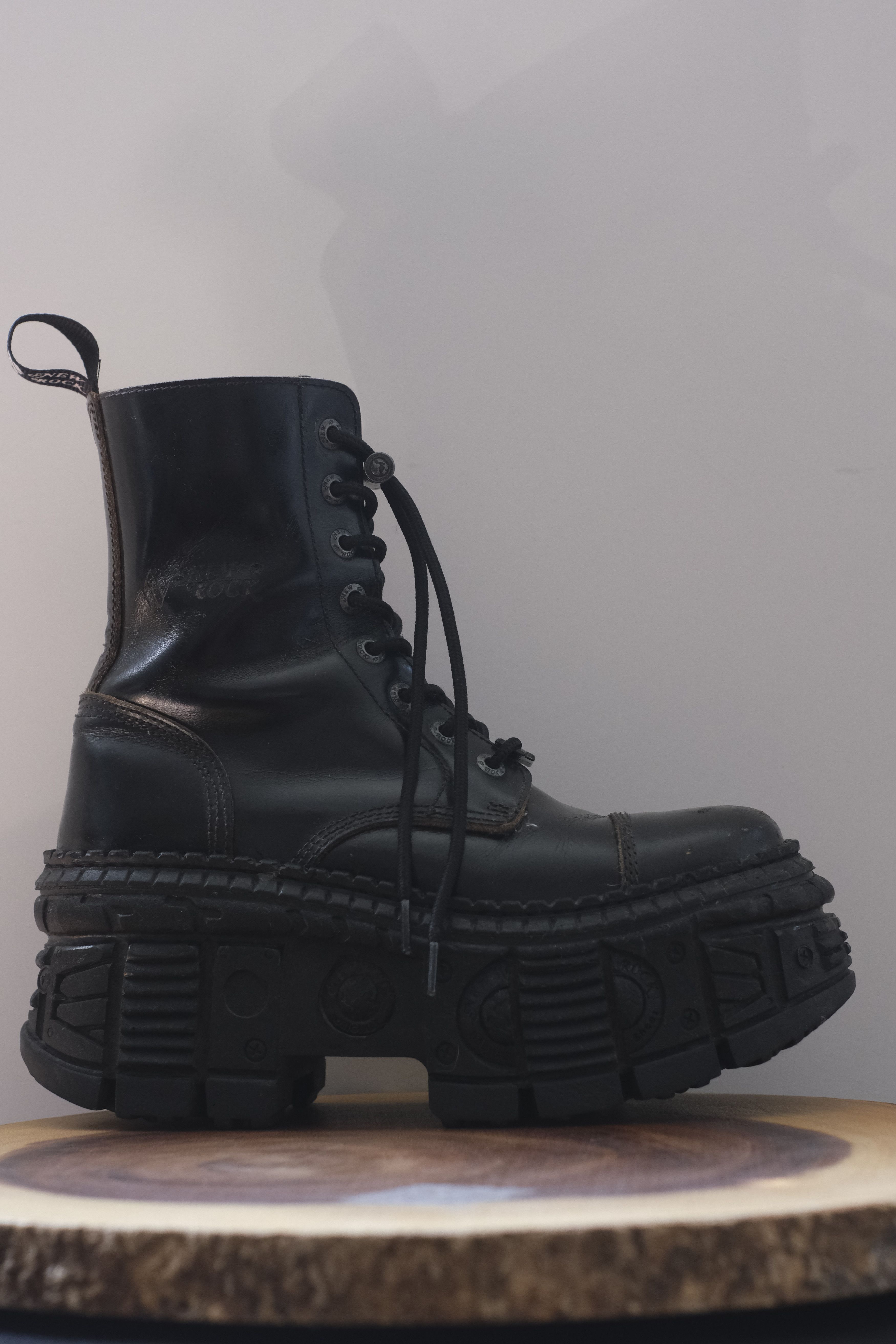 New Rock New Rock M-WALL026N-C10 Size US 7 / IT 37 - 5 Thumbnail