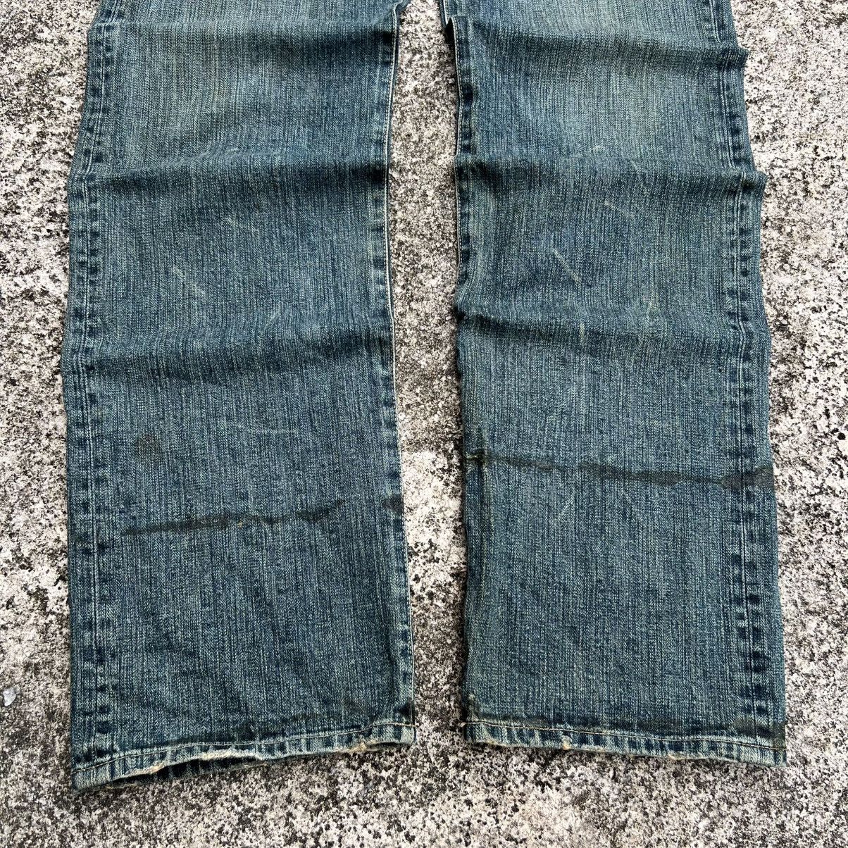 Japanese Brand “RARE” VINTAGE FADED BLUE JEANS WITH RARE ANGLED POCKETS Size US 33 - 5 Thumbnail