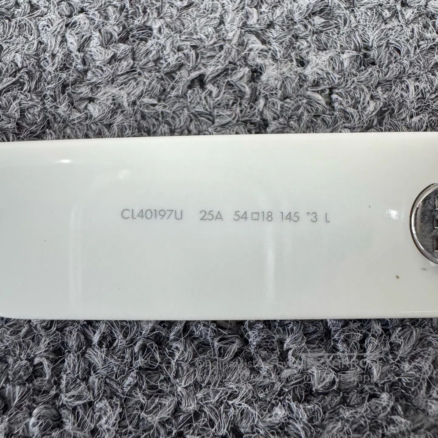 Celine CELINE Alphabet logo, white, cat-eye rectangle, sunglasses Size ONE SIZE - 5 Thumbnail