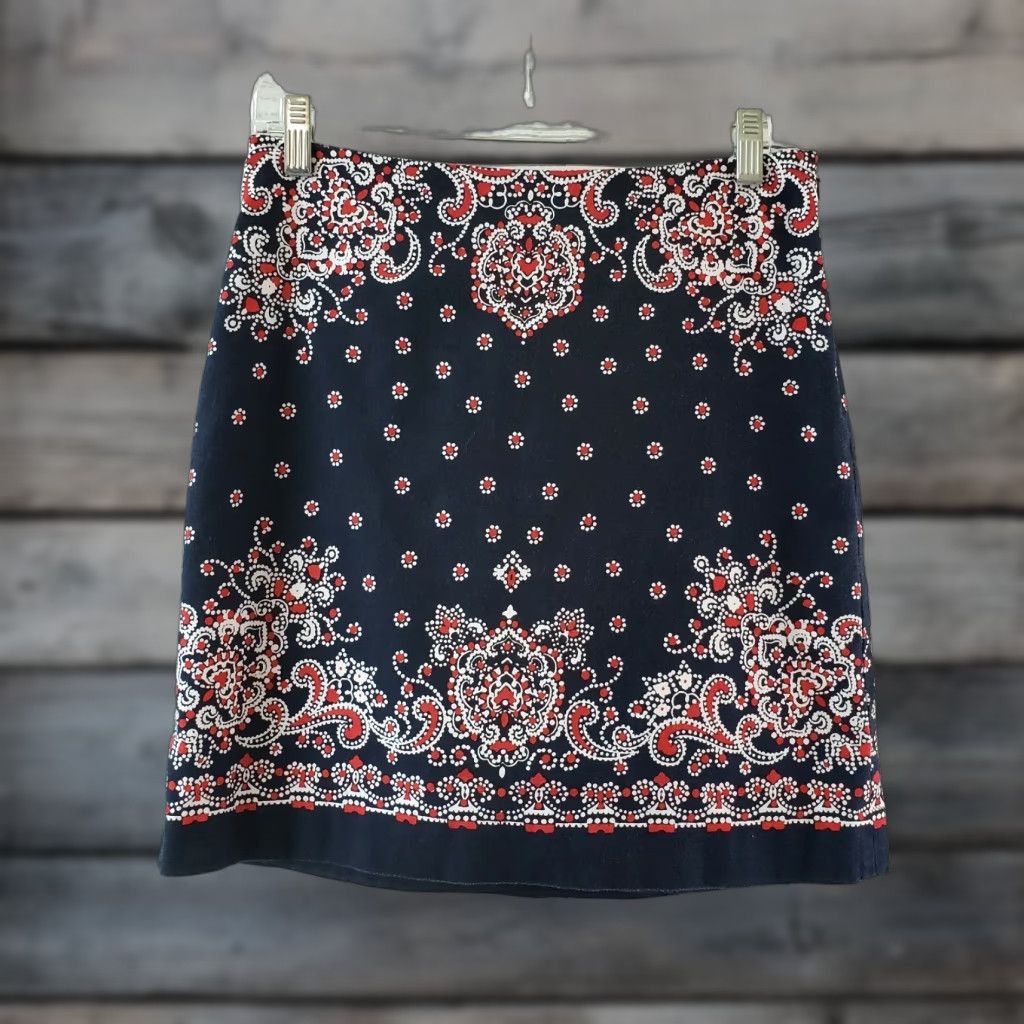 Talbots Talbots Womens Pencil Skirt Petites 4P Blue Bandana Print Side Zip Cotton Blend Size 27" / US 4 / IT 40 - 1 Thumbnail
