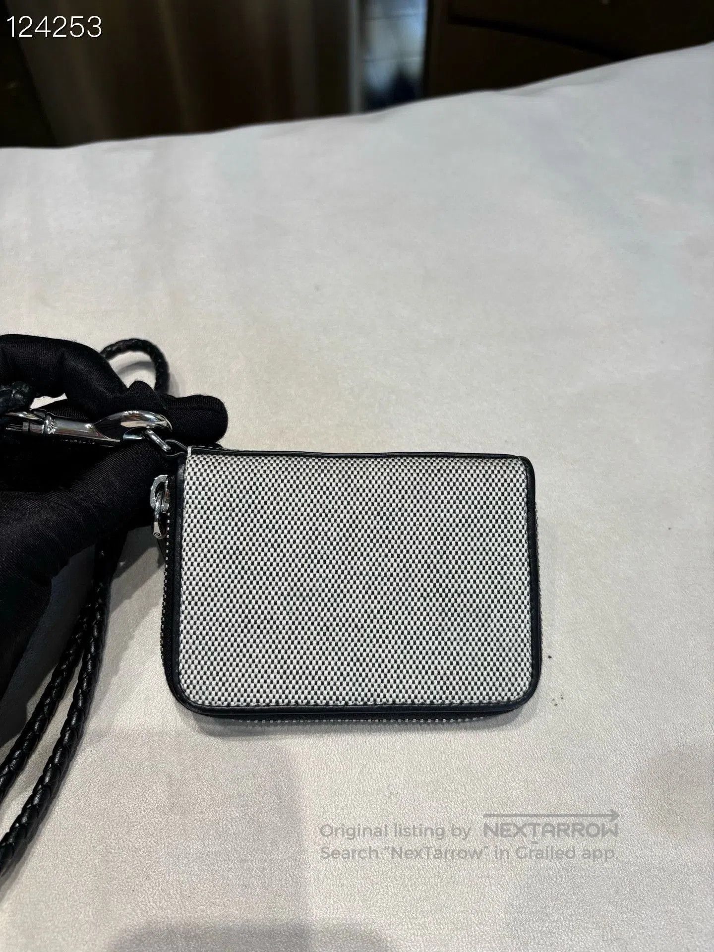 Burberry Burberry Lanyard Card Holder Coin Purse. Size ONE SIZE - 2 Thumbnail