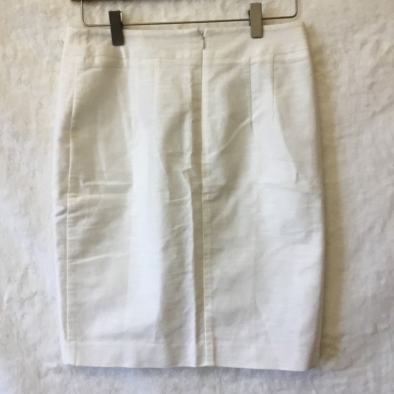 Loft Loft White Button Detail Pencil Skirt Size 27" / US 4 / IT 40 - 8 Thumbnail