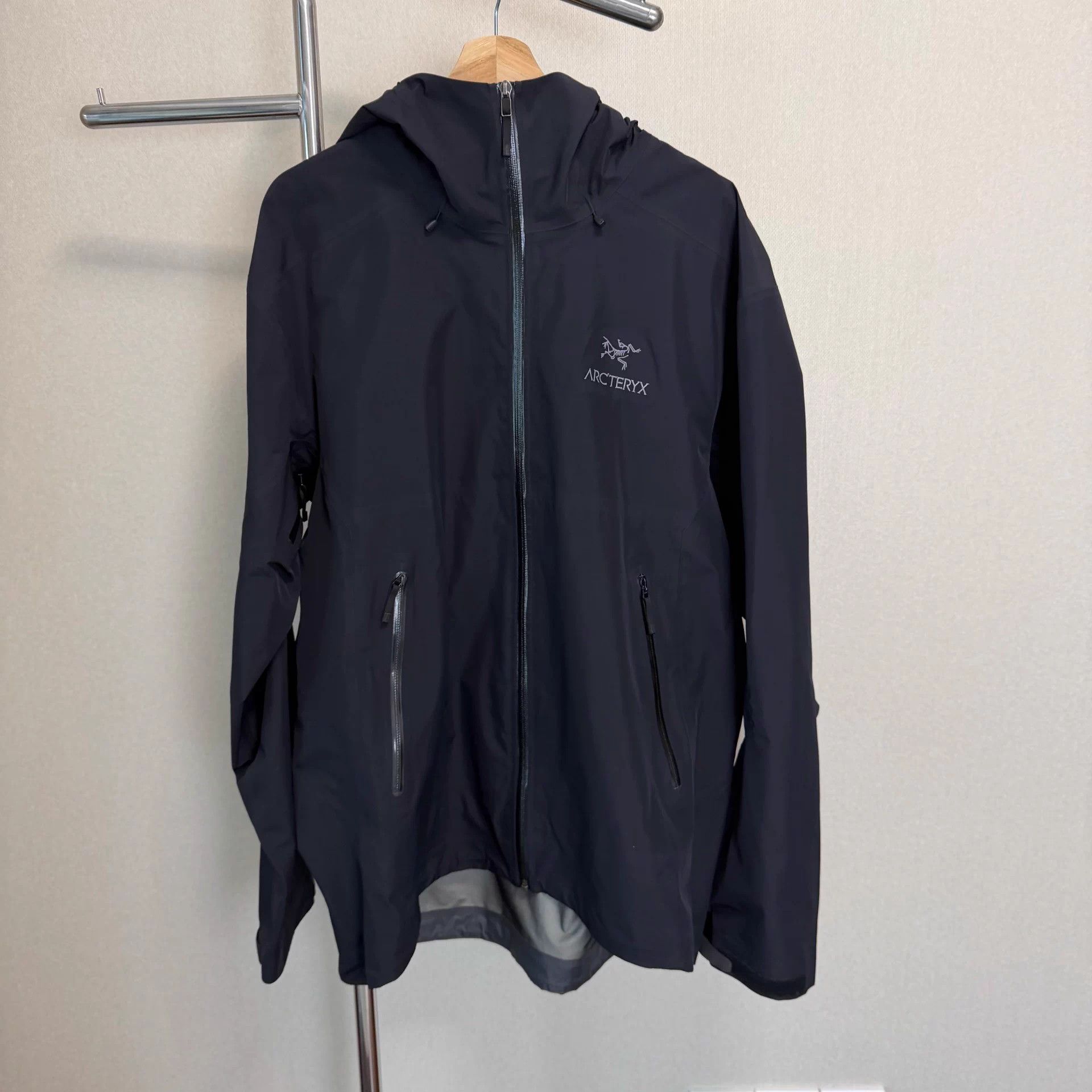 Arc'teryx ARCTERYX Beta LT Pixel Grey Gore Tex Rain Coat Jacket