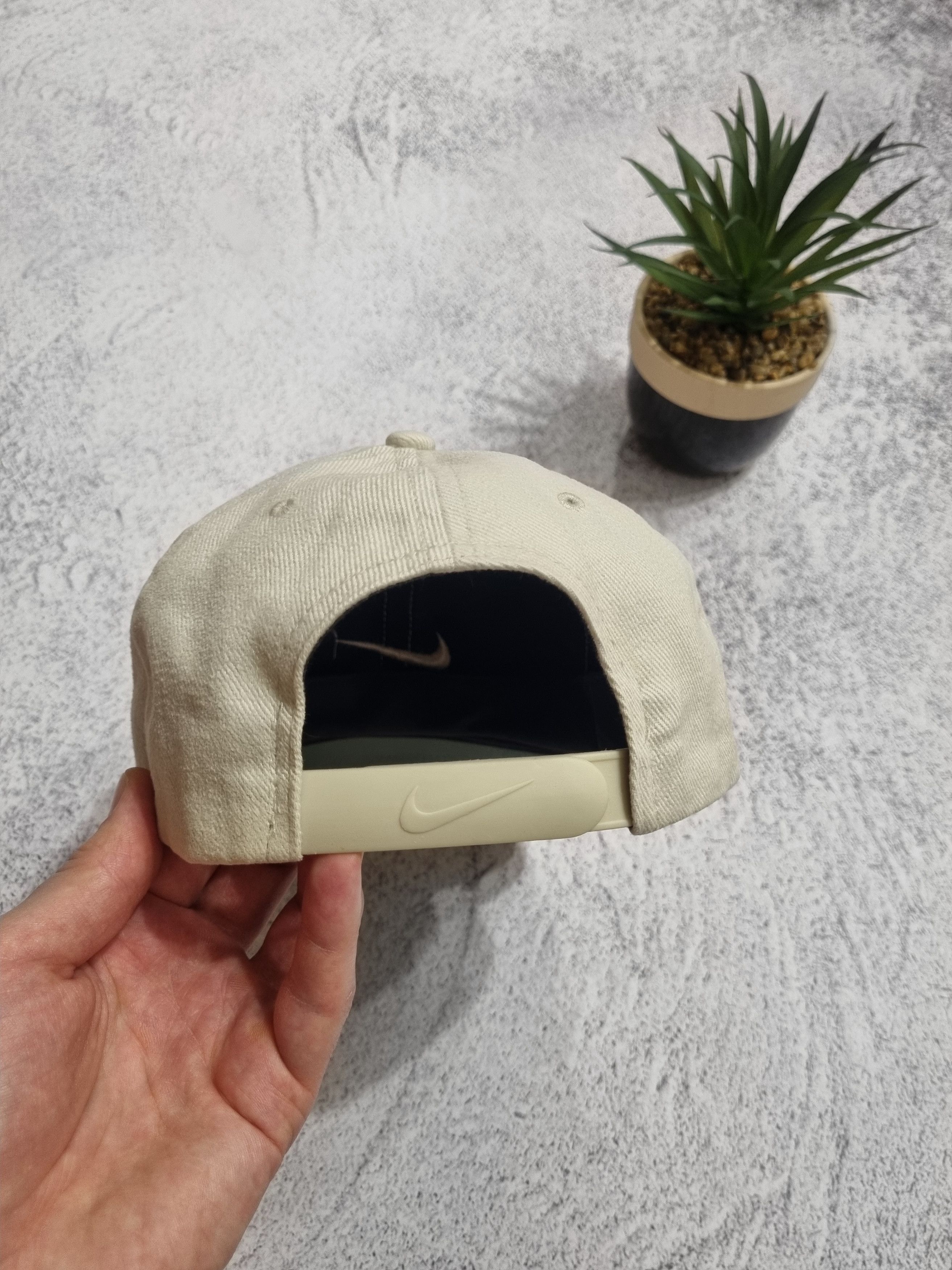 Nike × Vintage Vintage Nike Cream Snapback Cap Size ONE SIZE - 5 Thumbnail