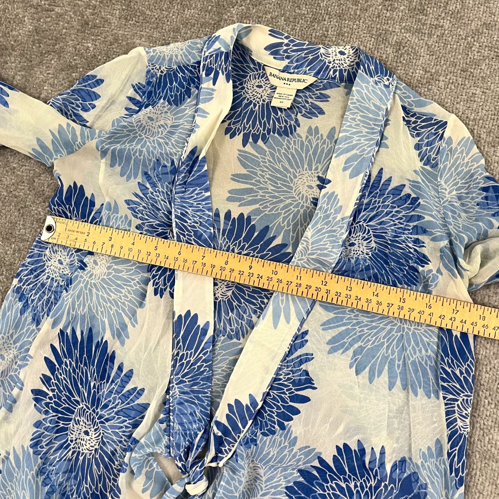 Banana Republic Banana Republic Blouse Womens XS Multicolor Floral Silk Sheer Tie Front Flared Sleeve Size XS / US 0-2 / IT 36-38 - 5 Thumbnail