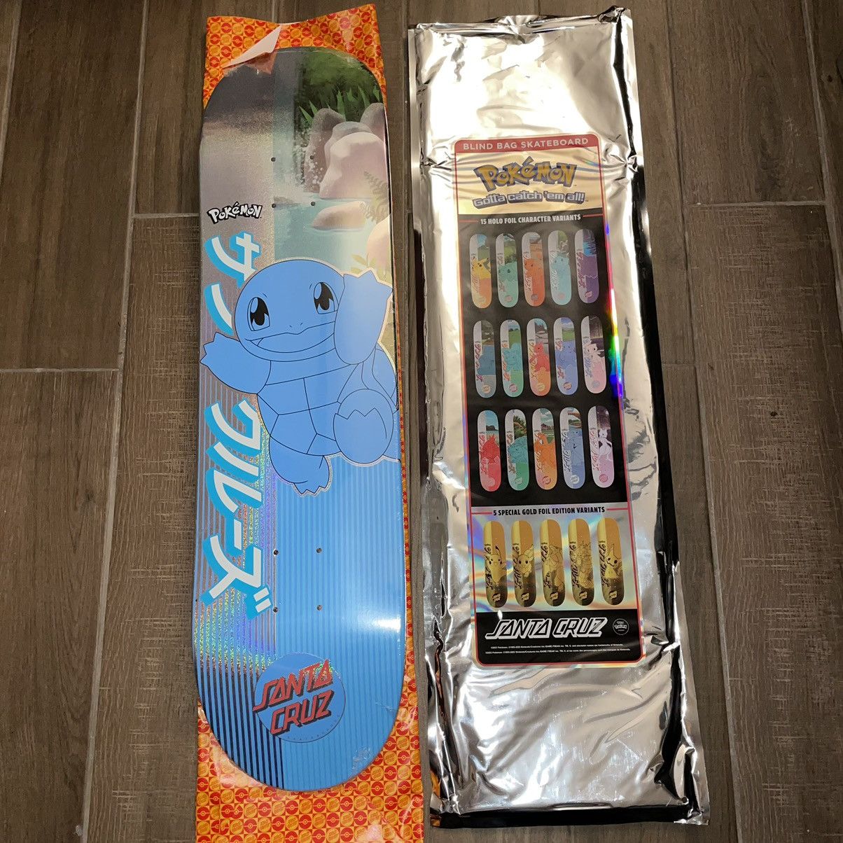 Santa Cruz Skateboards Santa Cruz Pokémon Squirtle Bling Bag Skateboard