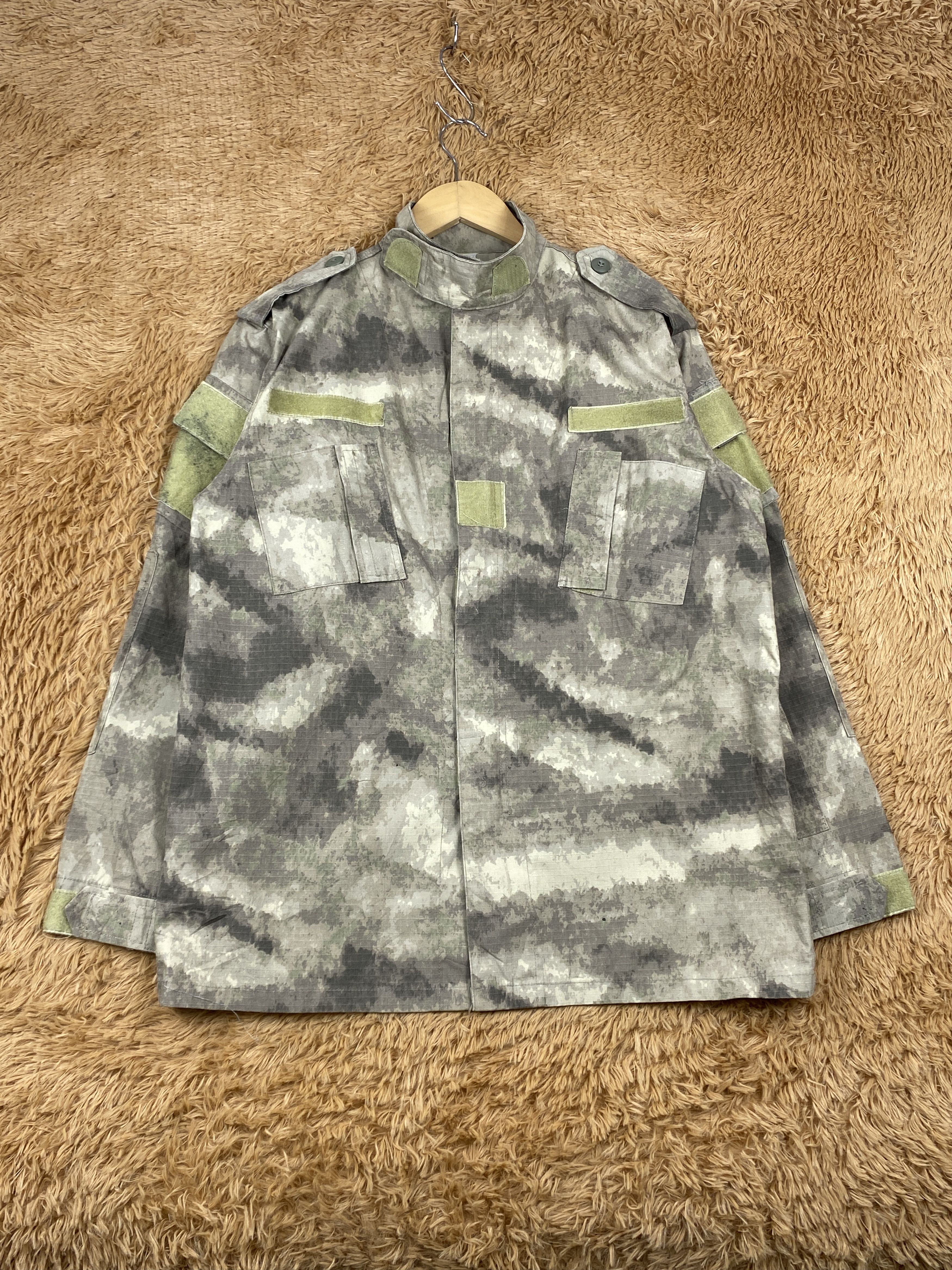 Vintage Vintage Rare Camofluge Military Jacket Size US M / EU 48-50 / 2 - 1 Thumbnail