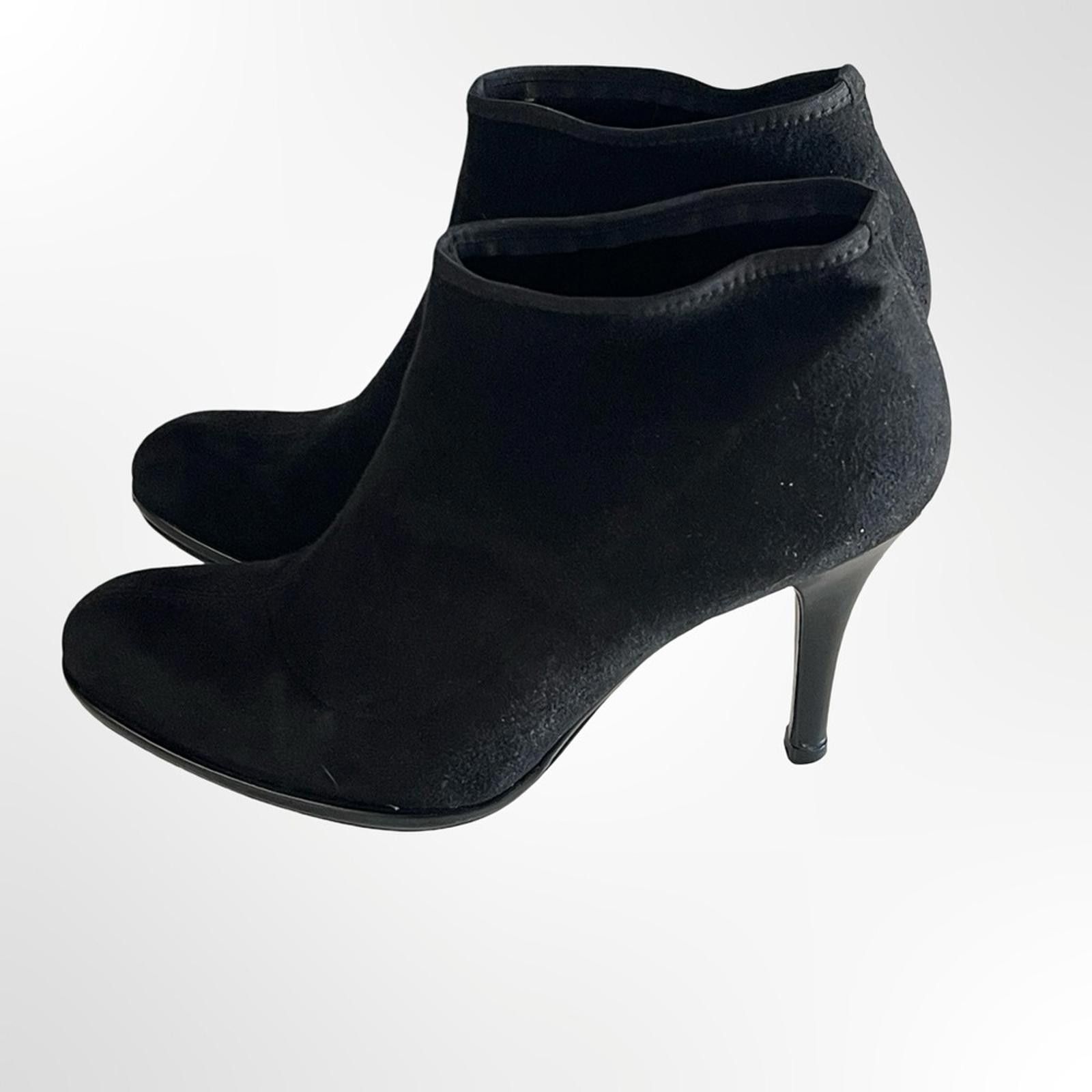 Stuart Weitzman Stuart Weitzman Black Suede Ankle Booties in size 6.5 Size US 6.5 / IT 36.5 - 3 Thumbnail