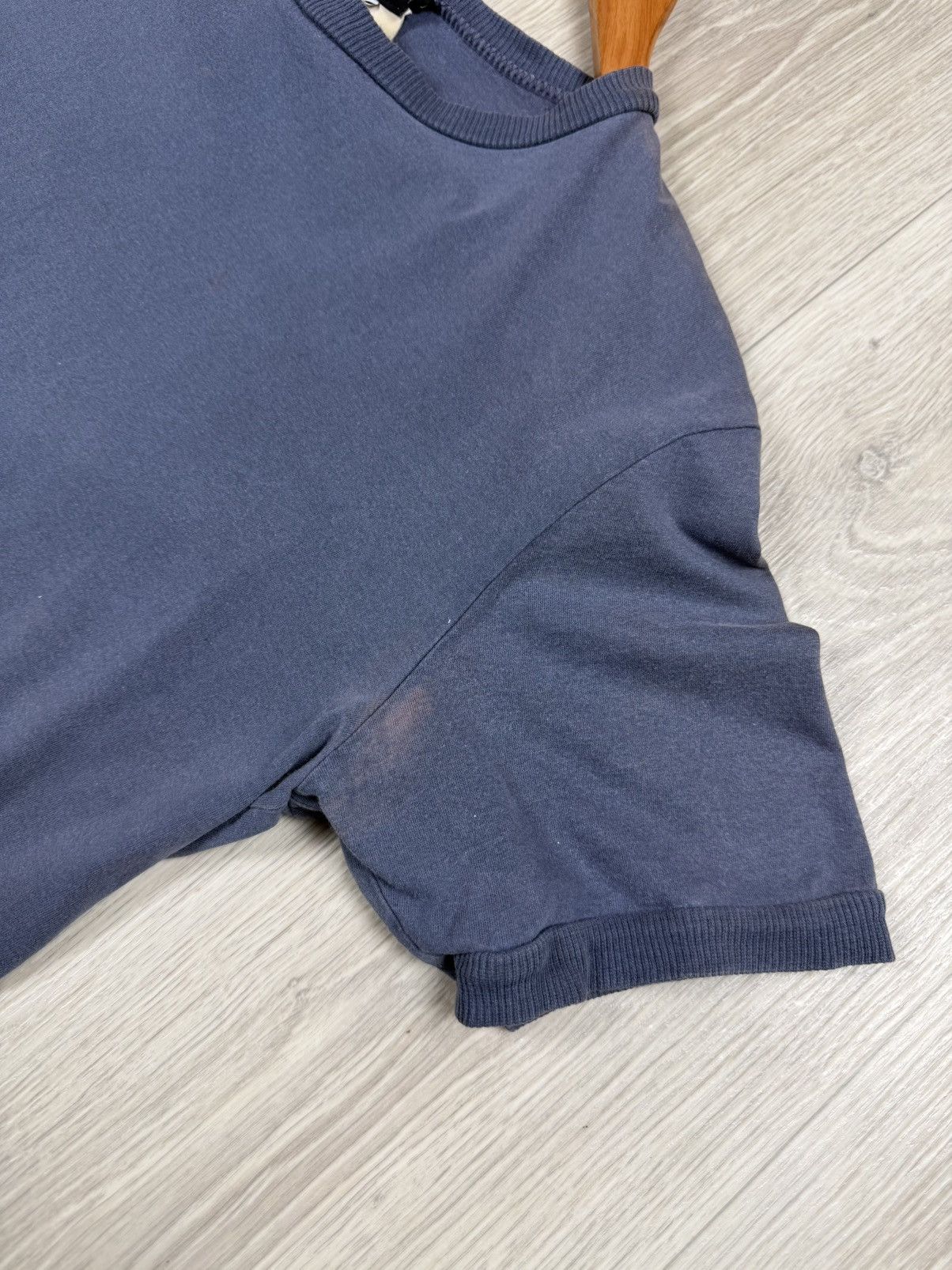 Dolce & Gabbana Vintage Dolce & Gabbana Distressed T-Shirt Big Logo Size L Size US L / EU 52-54 / 3 - 6 Thumbnail