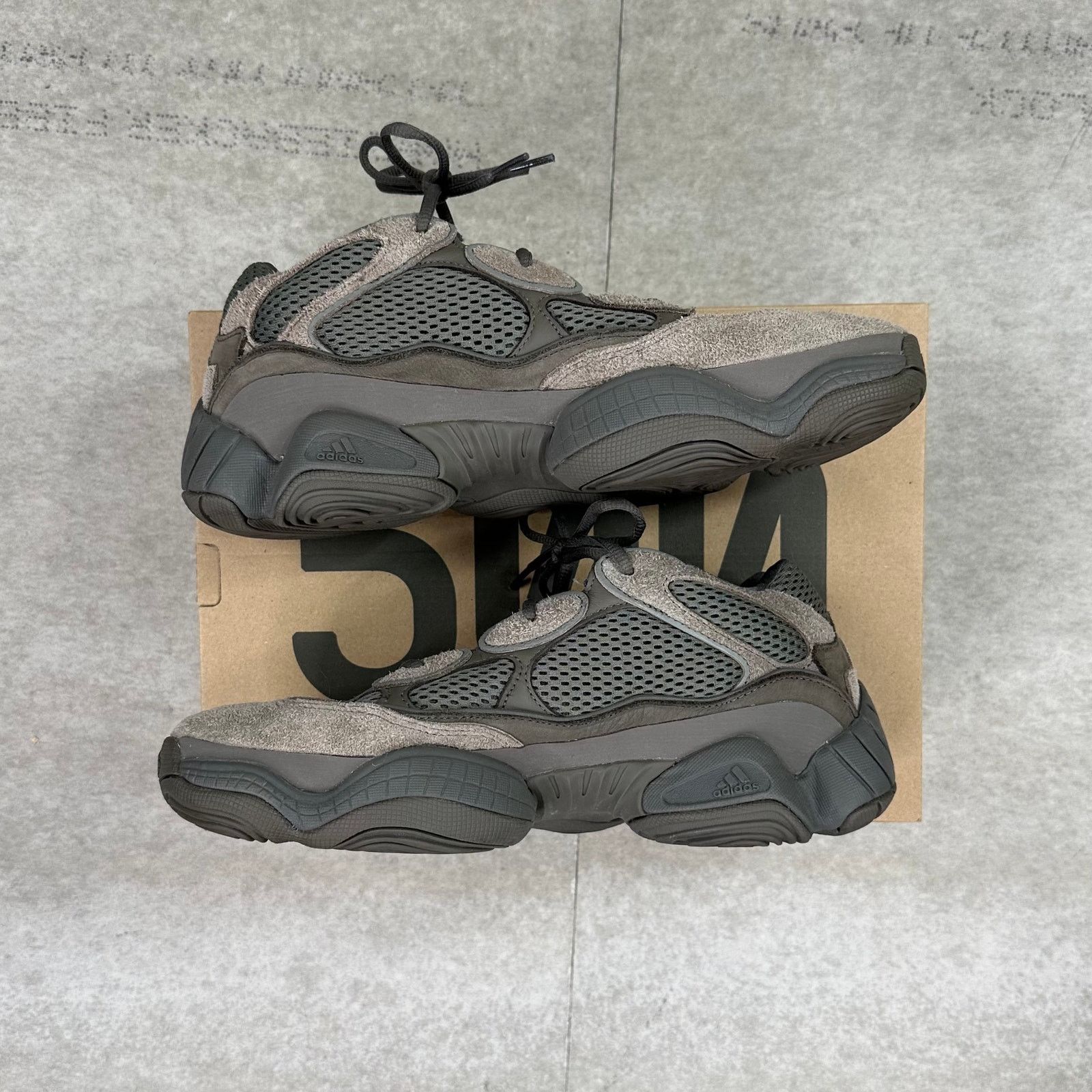 Adidas Adidas Yeezy 500 Clay Brown Shoes Low Tops Mens 11 Size US 11 / EU 44 - 3 Thumbnail