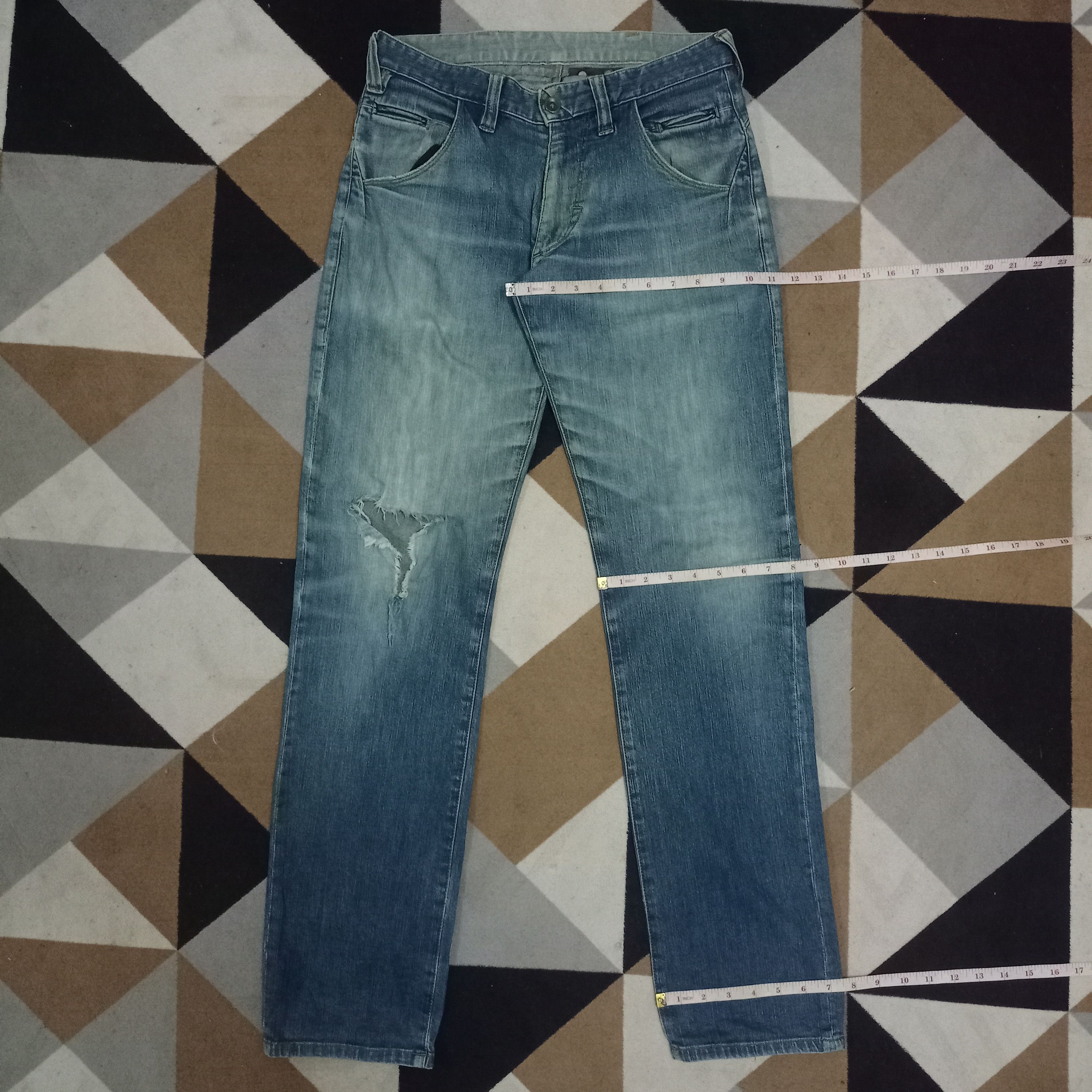Japanese Brand Vintage Japanese Brand Buckle Style Ripped Jeans 29x32 Size US 29 - 11 Thumbnail