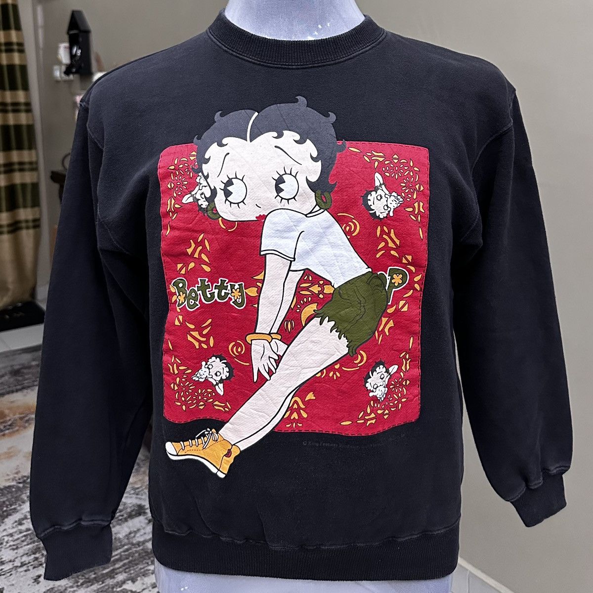 Vintage Vintage Betty Boop Big Logo Crewneck Sweatshirt Size US M / EU 48-50 / 2 - 1 Thumbnail