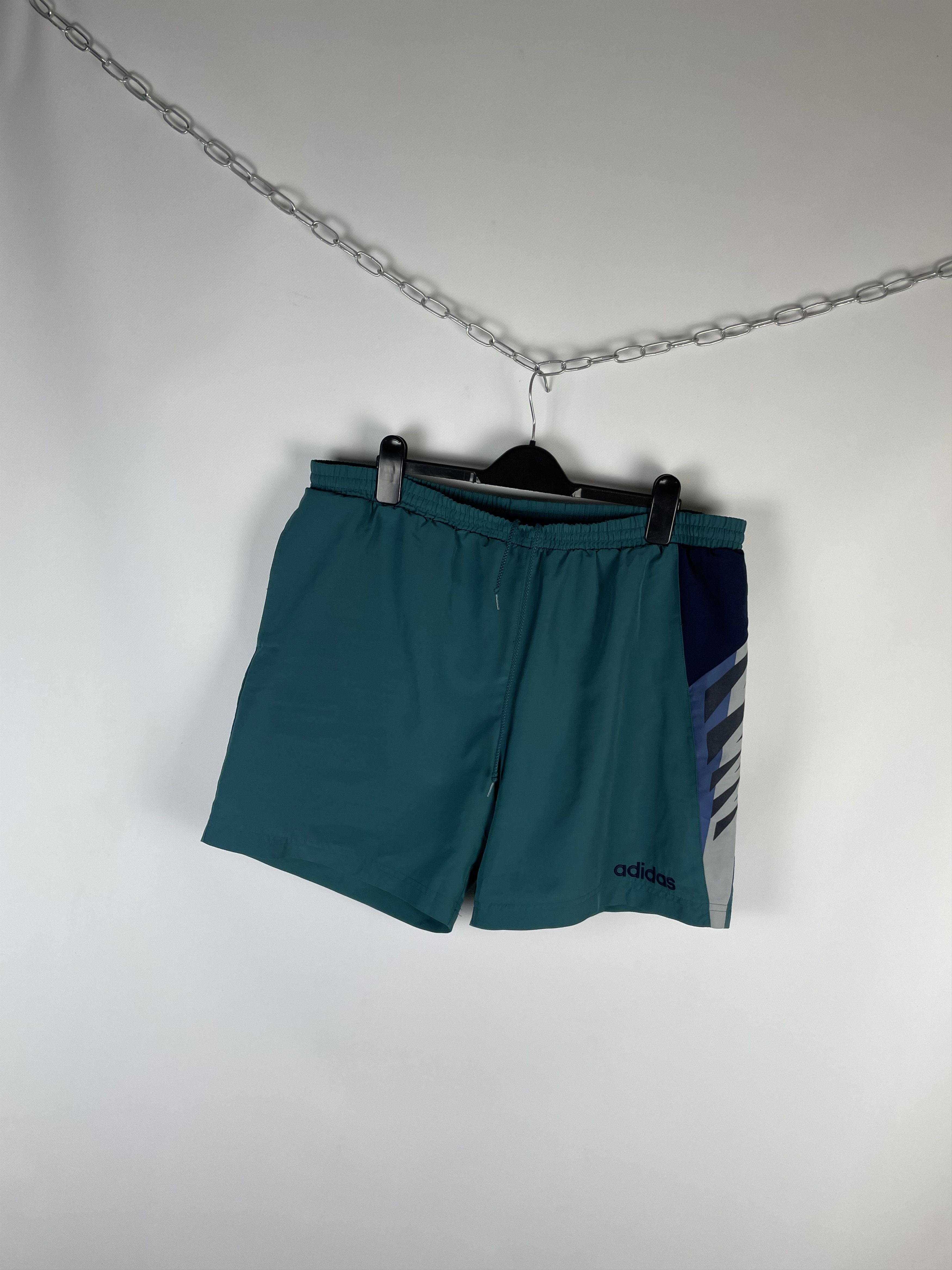 Adidas Vintage Adidas Shorts 90s Size US 32 / EU 48 - 2 Thumbnail