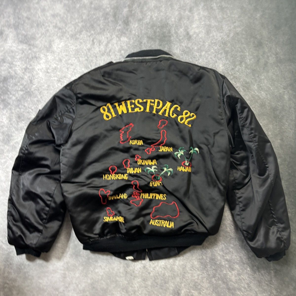 Vintage 1980s Vintage Souvenir Jacket Vietnam Tour Embroidered Coat Size US M / EU 48-50 / 2 - 2 Thumbnail