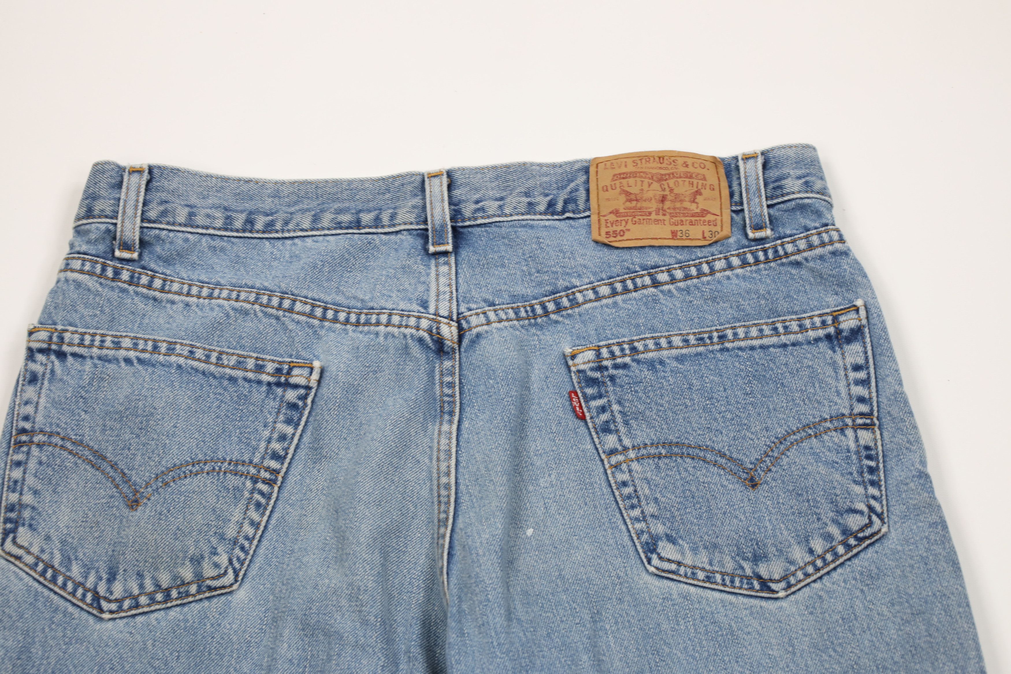 Levi's Vintage Y2K 2002 Levis 550 Relaxed Fit Denim Jeans Blue Size US 36 / EU 52 - 13 Thumbnail