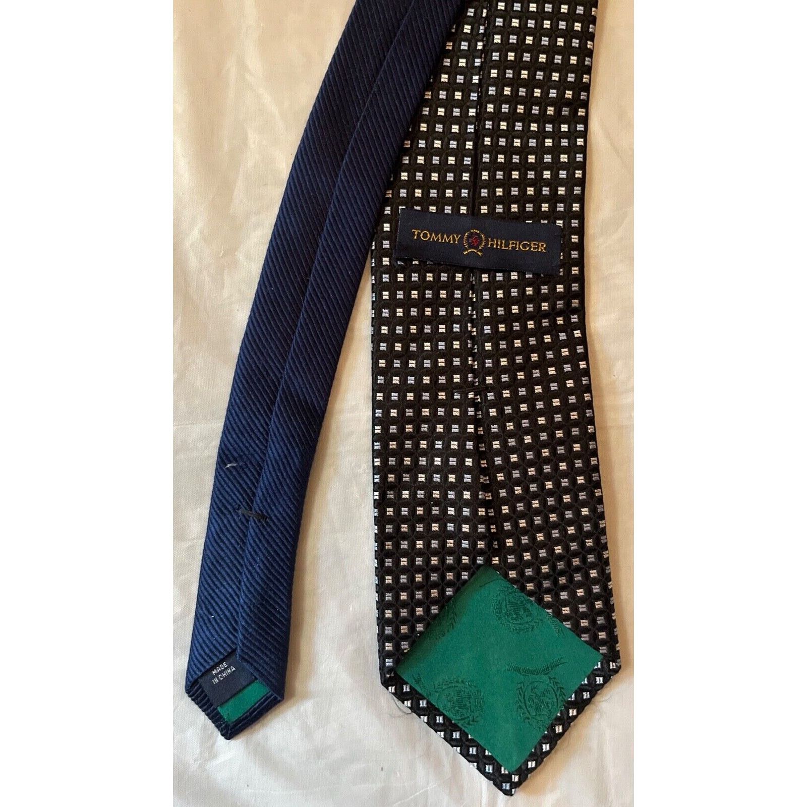 Tommy Hilfiger Tommy Hilfiger Silk Tie ~ Black & Blue ~ Necktie Size ONE SIZE - 4 Thumbnail