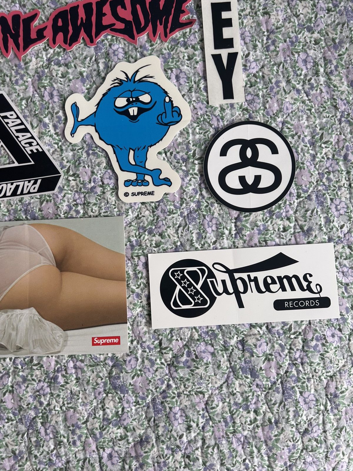 Fucking Awesome Sticker set. Supreme, undercover, yohji Yamamoto, FA etc.. Size ONE SIZE - 5 Thumbnail