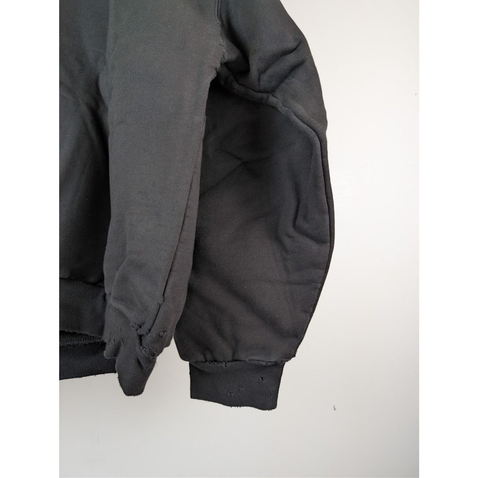 Balenciaga o1rshd1BB Motel Crystal Crown Large Fit Hoodie Faded Black Size US M / EU 48-50 / 2 - 13 Thumbnail