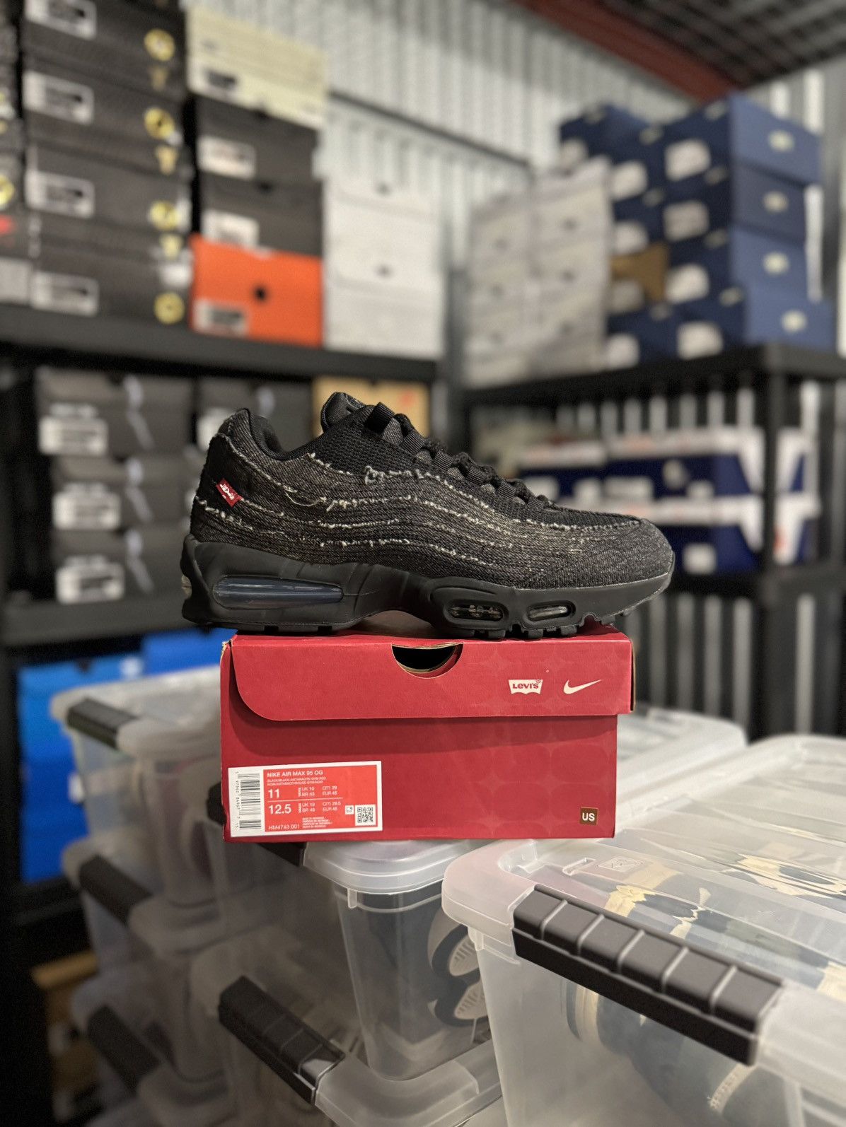 Levi's × Nike Nike Air Max 95 x Levi’s Black Size 11 Size US 11 / EU 44 - 1 Thumbnail