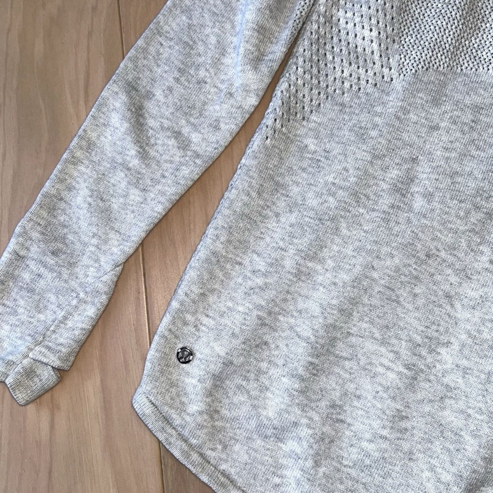 Lululemon Lululemon Sweater Crew Neck Pullover Heathered Nimbus Grey Women’s Small Regular Size S Knit Lightweight All Seasons Casual Travel Business Size S / US 4 / IT 40 - 6 Thumbnail