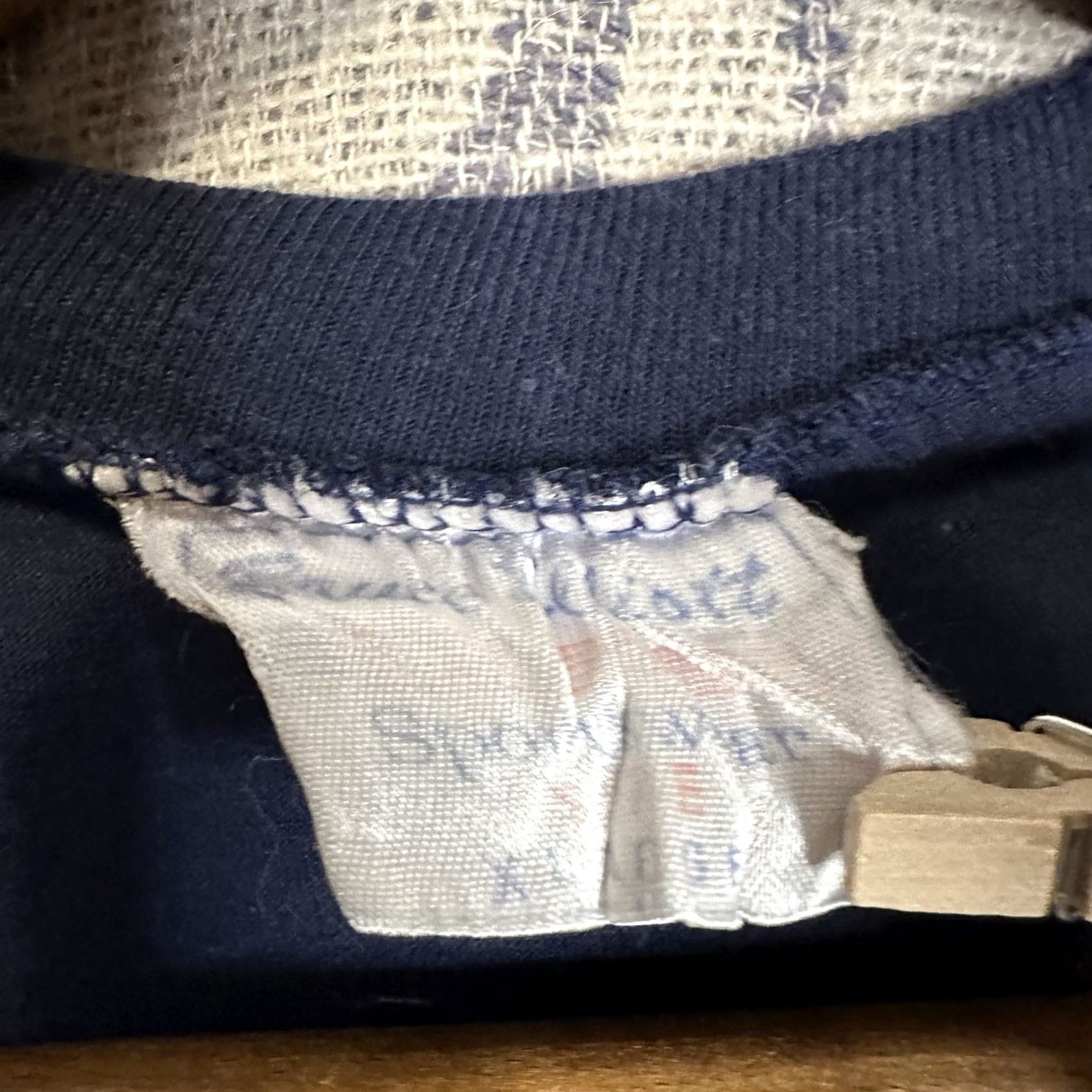 Vintage VINTAGE 1980s Oxford University Crest T Shirt Bruce Elliot Sportswear XL Navy Size US XL / EU 56 / 4 - 3 Thumbnail