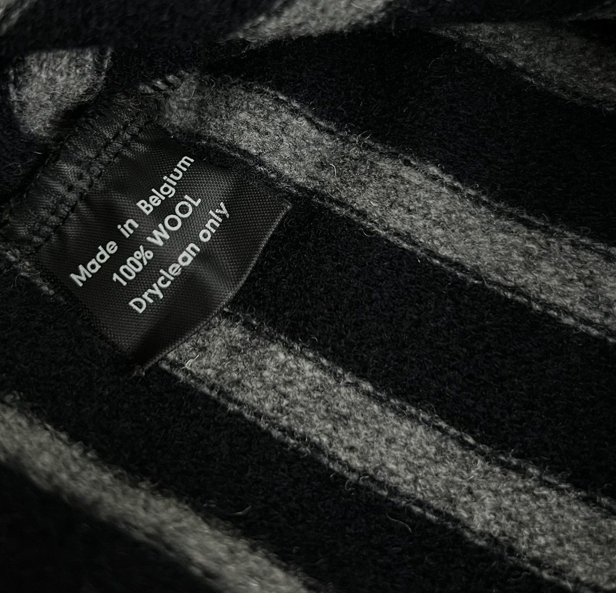Raf Simons AW2001-2002 Raf Simons Riot Riot Riot Black Patch Turtleneck Size US L / EU 52-54 / 3 - 8 Thumbnail