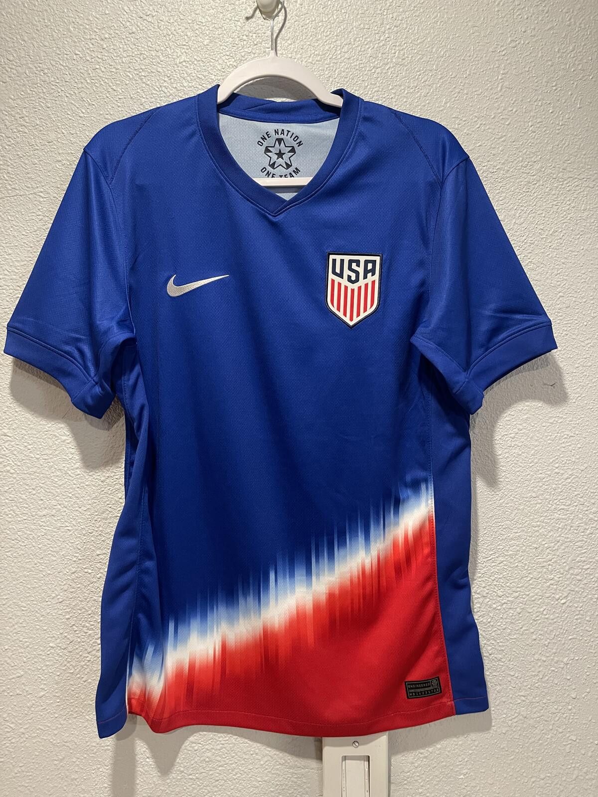 Nike Nike USA Soccer Jersey Blue Red White Size M Size US M / EU 48-50 / 2 - 1 Thumbnail