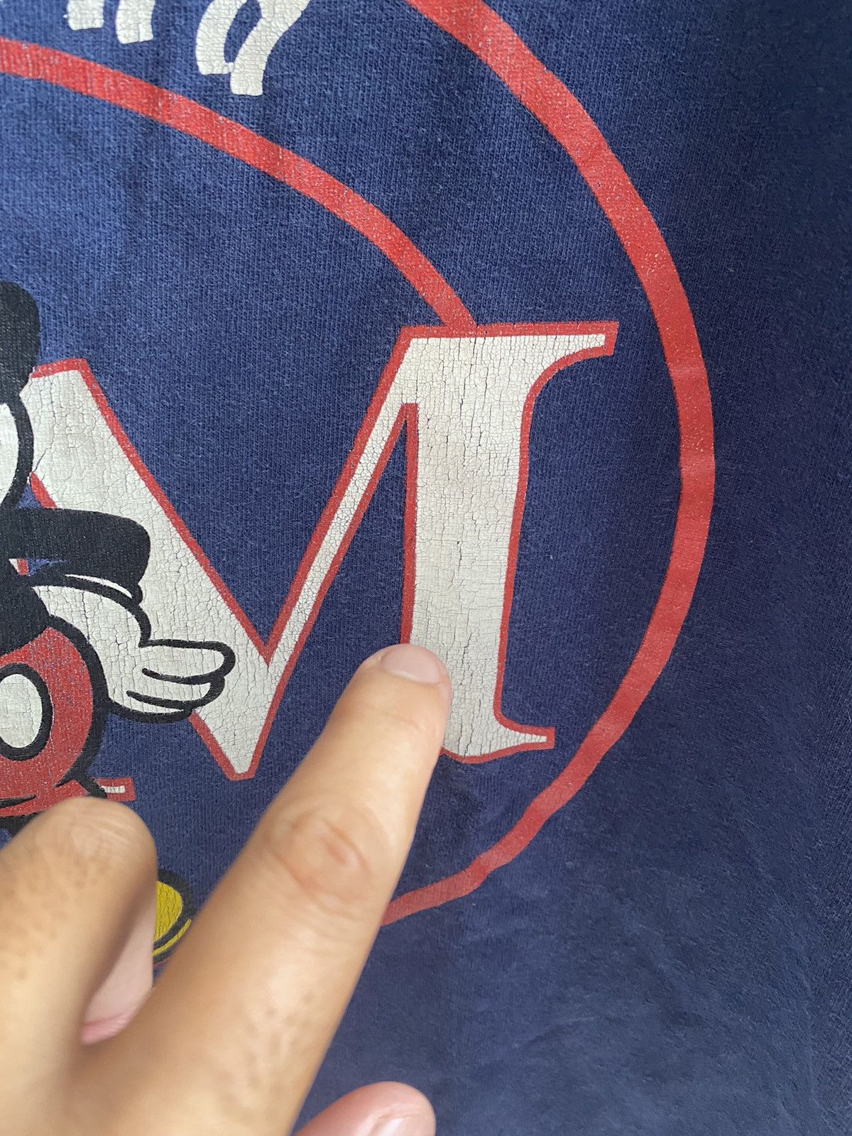 Disney MICKEY MOUSE DISNEYLAND TSHIRT Size US XL / EU 56 / 4 - 10 Thumbnail