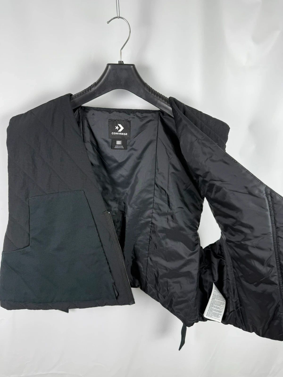 Converse Converse Shapes Gilet Asymmetrical Vest size M-L Size US M / EU 48-50 / 2 - 12 Thumbnail
