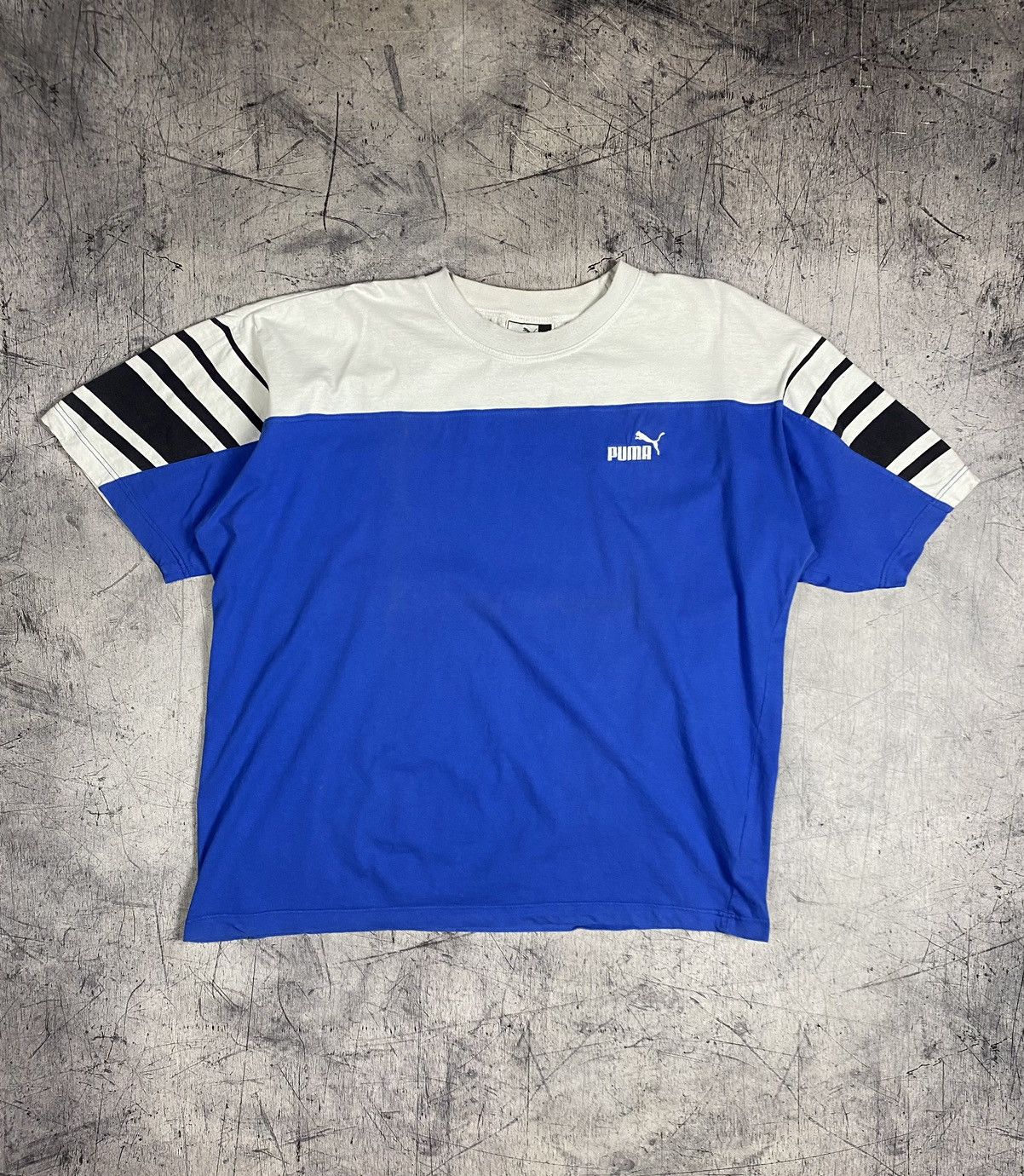 Puma × Vintage Vintage Puma Retro 90’s T Shirt Tee Size US XL / EU 56 / 4 - 2 Thumbnail