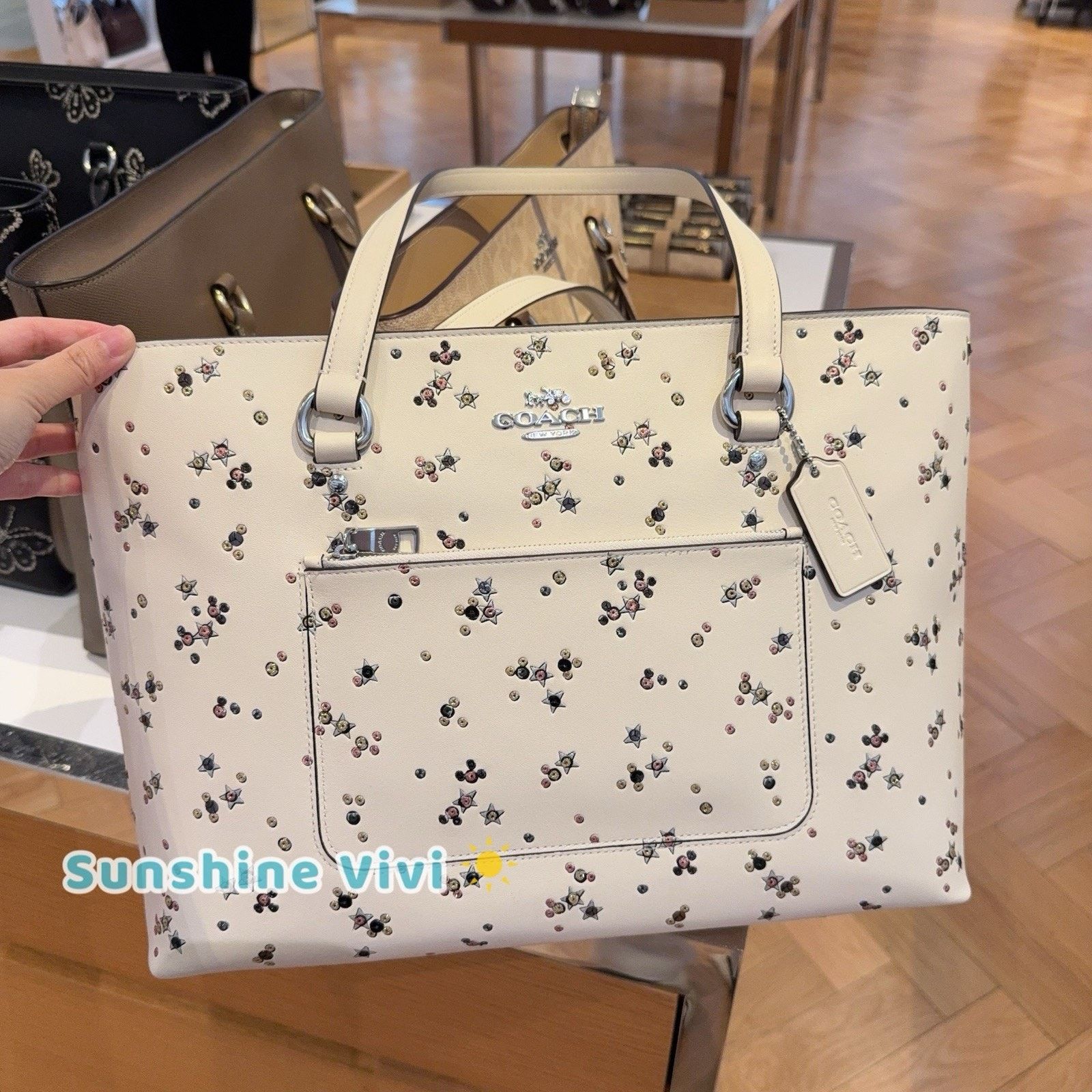 Coach NWT Coach Station Tote Bag Star Print Silver /Chalk CCE99 Size ONE SIZE - 1 Thumbnail