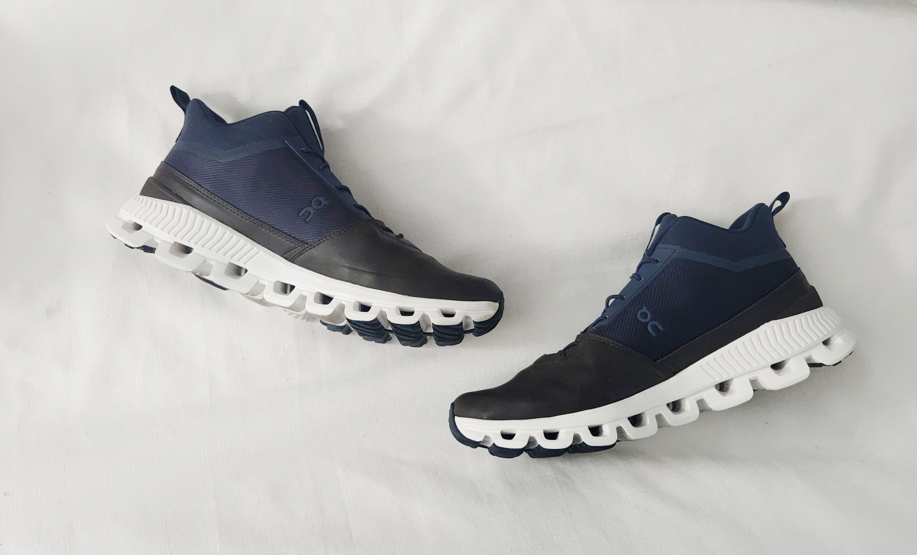 On On Running Cloud Hi Ink Brown Navy Blue Men's SZ 10 sneaker Size US 10 / EU 43 - 11 Thumbnail